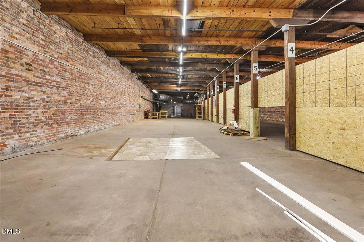 711 E Rose Street Property Photo 13