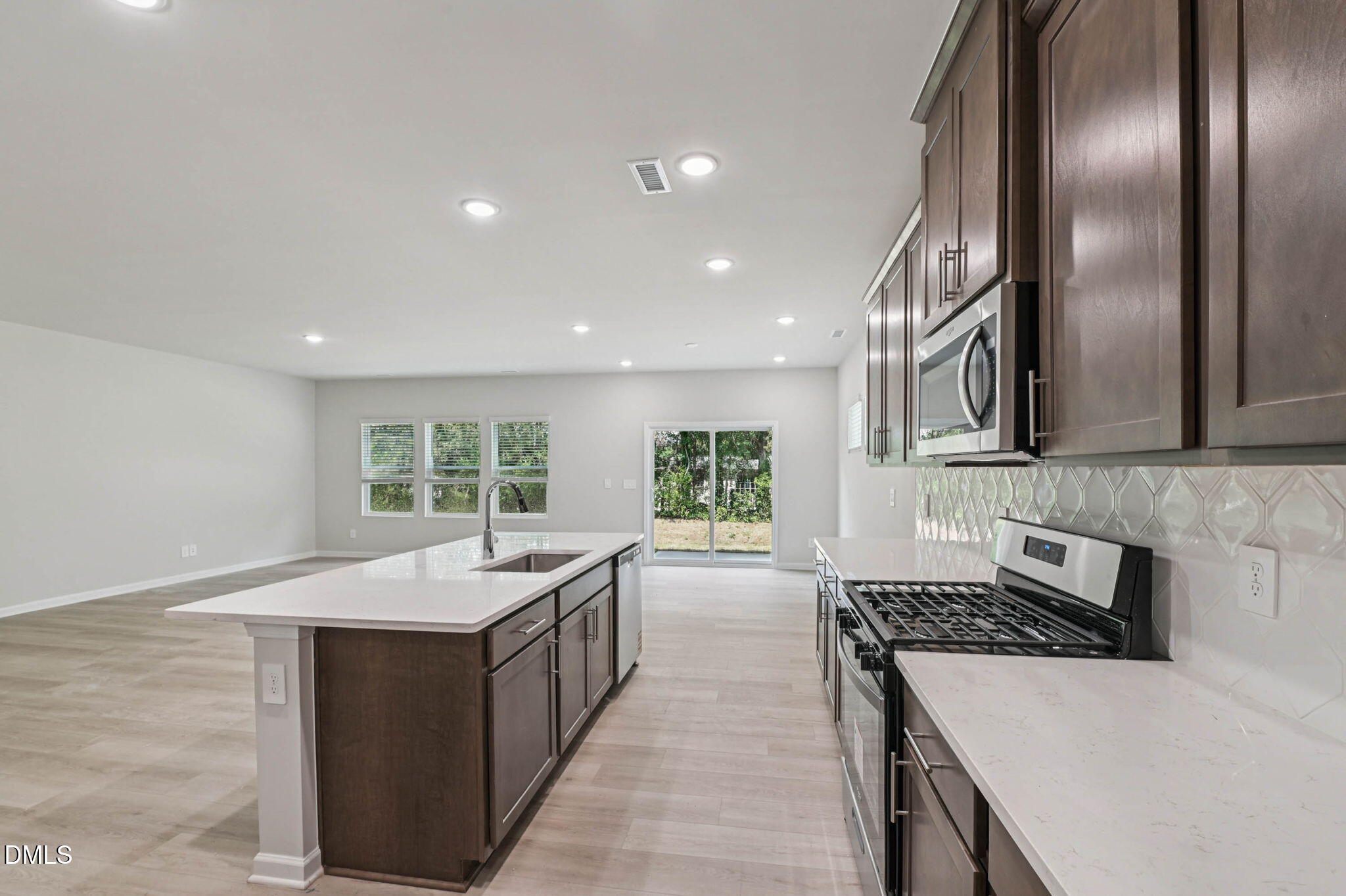 1222 Winding Spring Drive Property Photo 4
