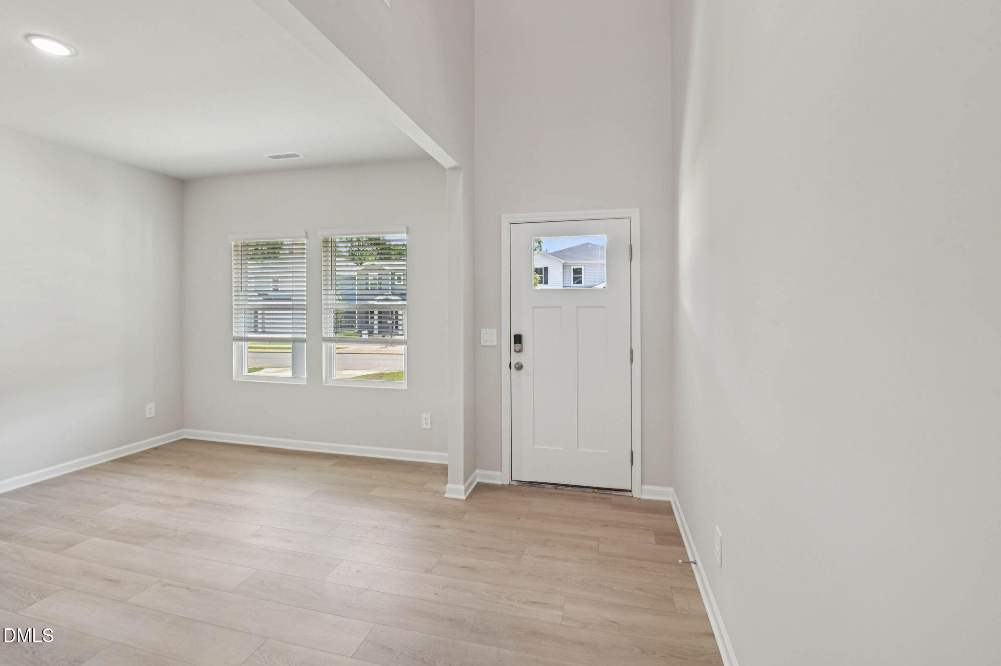 1222 Winding Spring Drive Property Photo 8