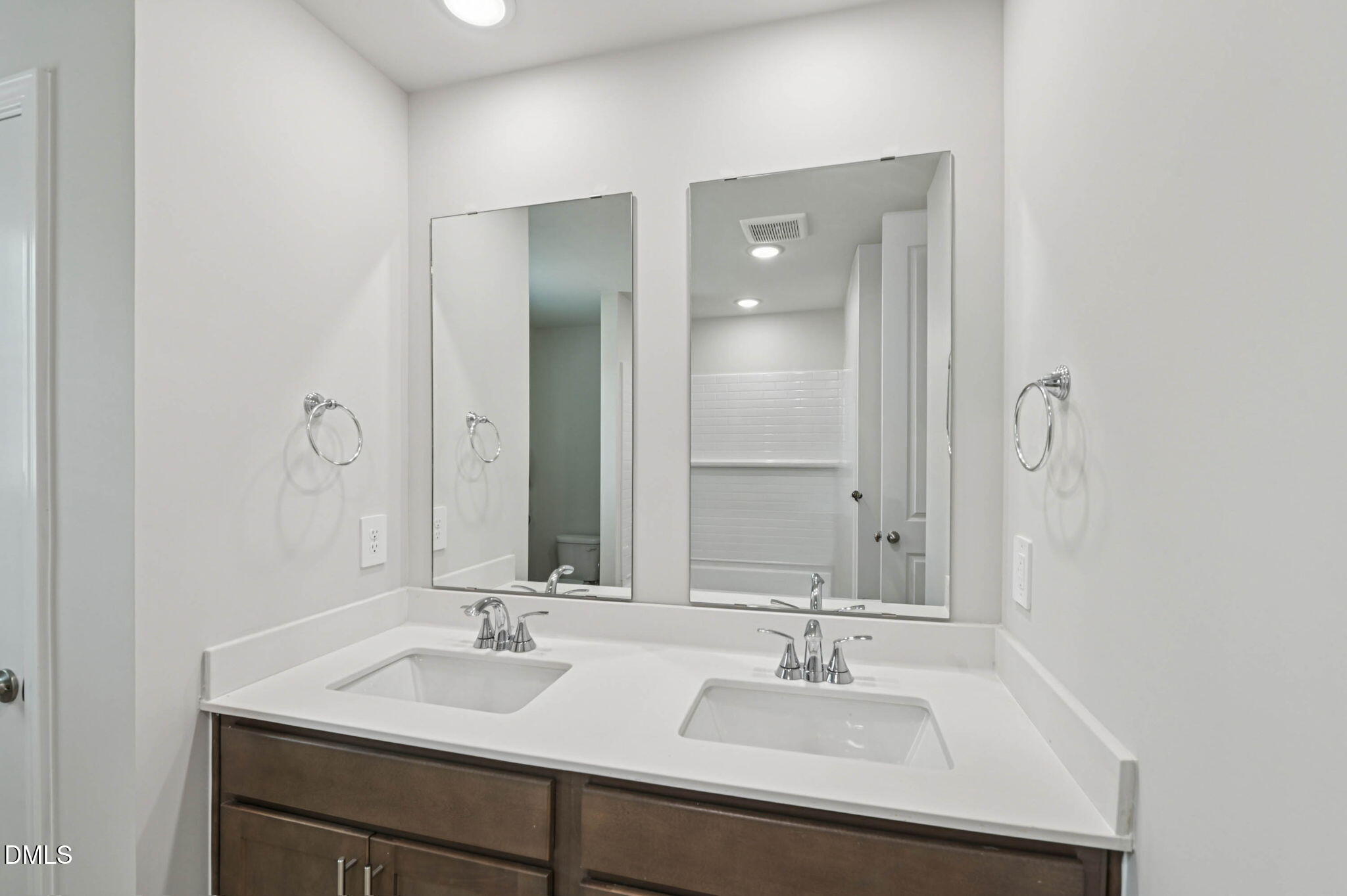 1222 Winding Spring Drive Property Photo 30