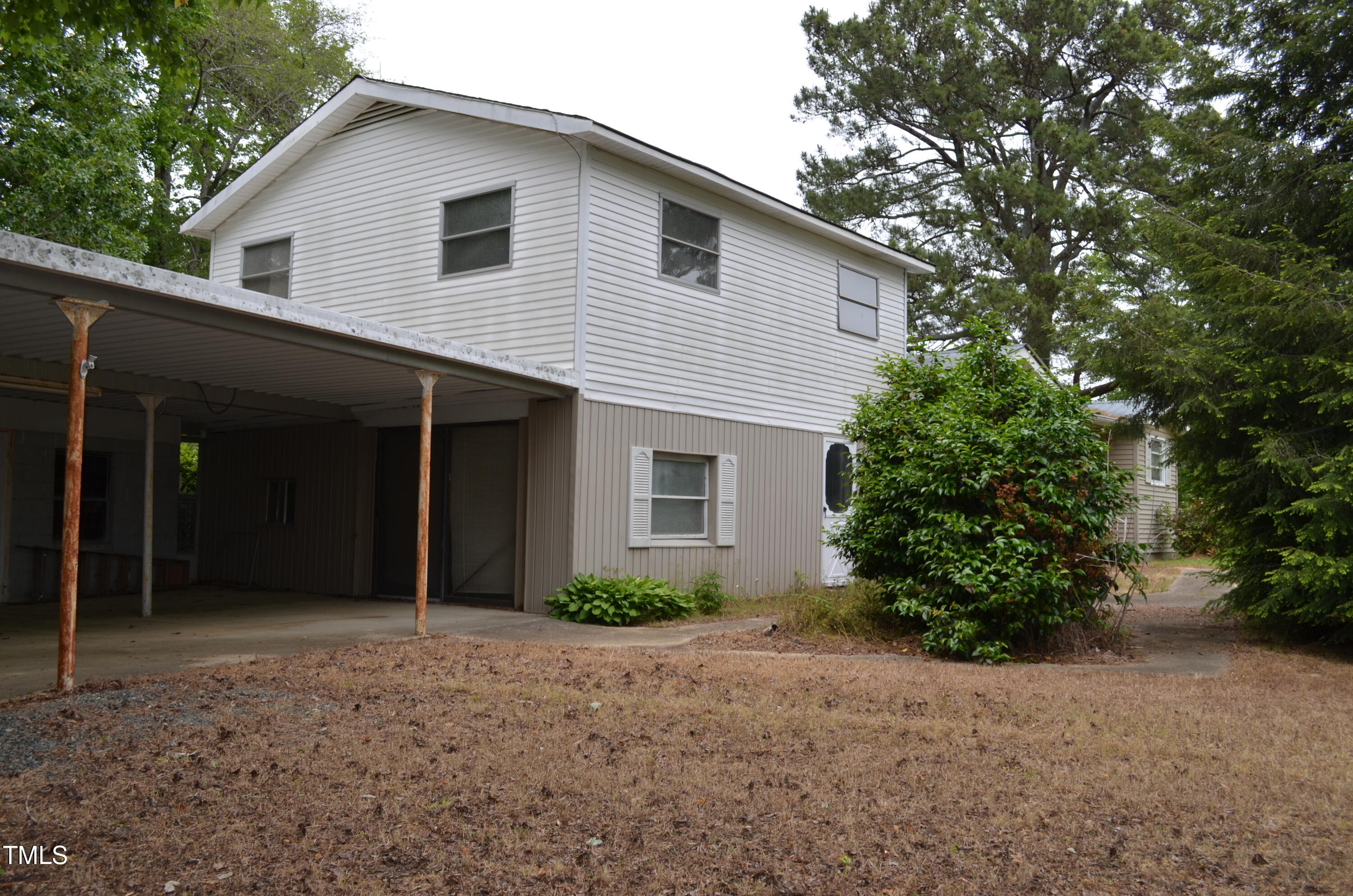 3786 Airport Road Property Photo 21