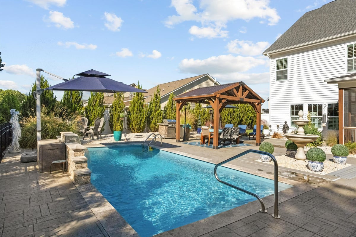 5516 Granite Bluff Court Property Photo 1
