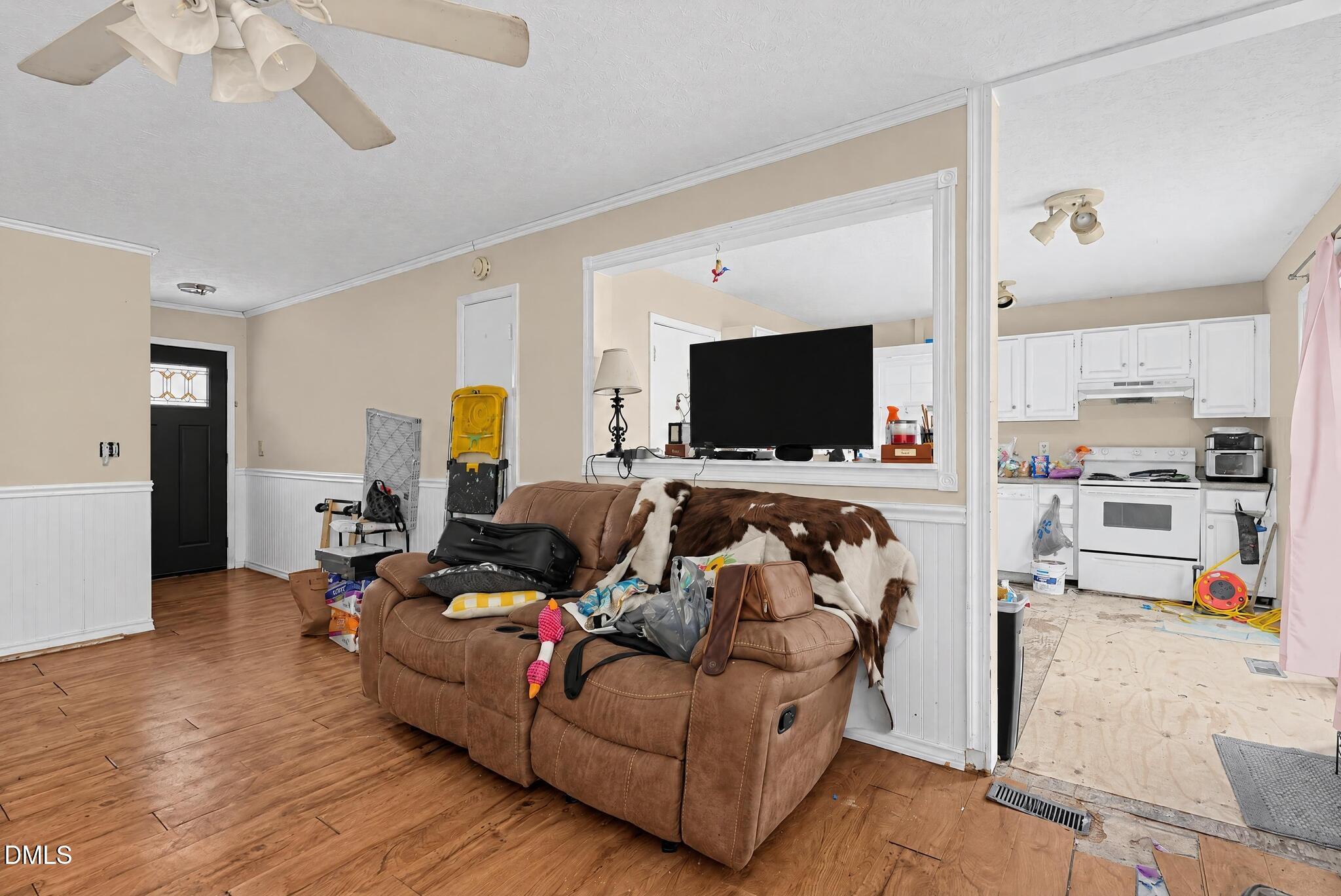 1351 Kienast Drive Property Photo 7