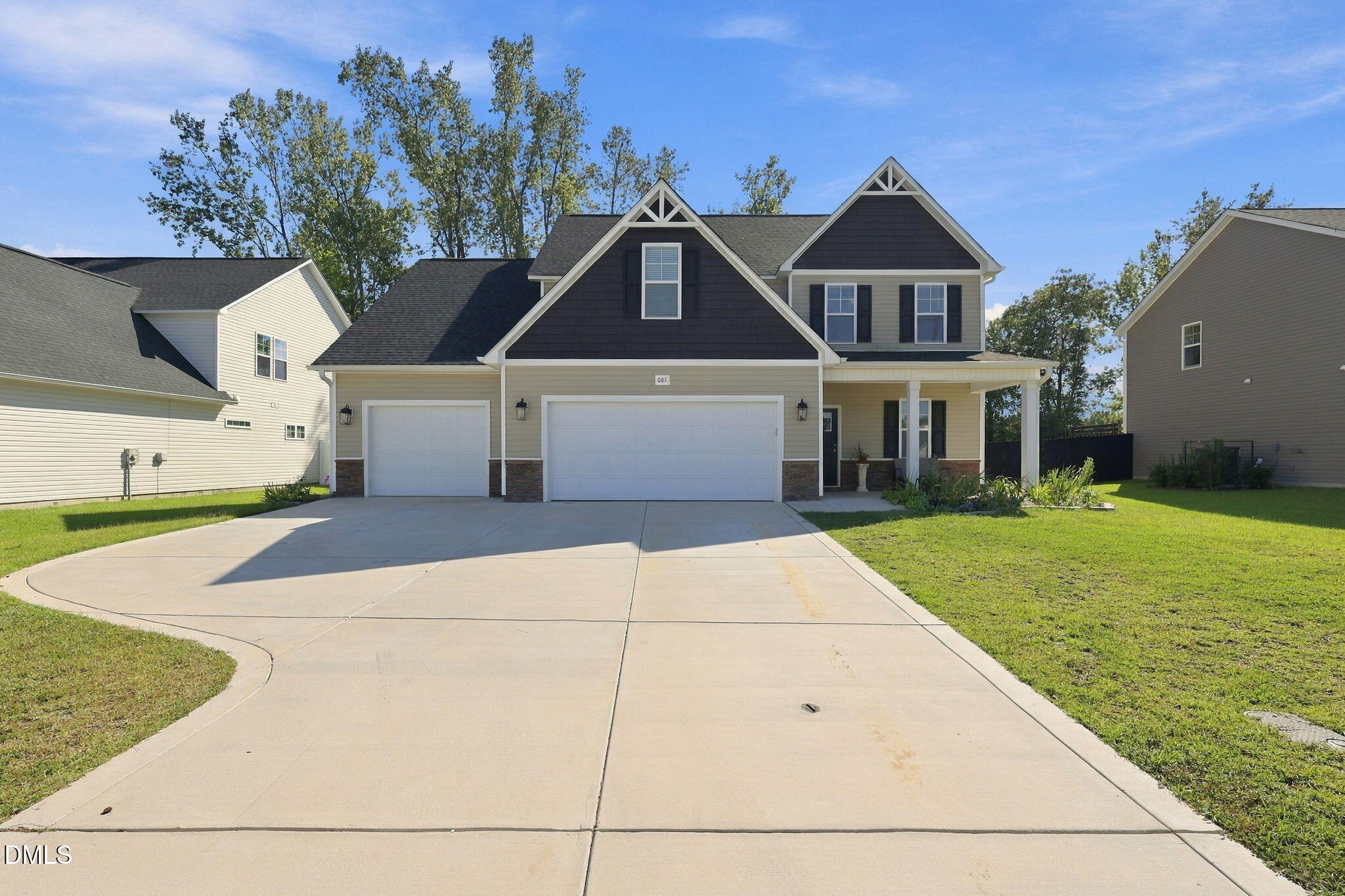 681 Amusement Drive Property Photo 1