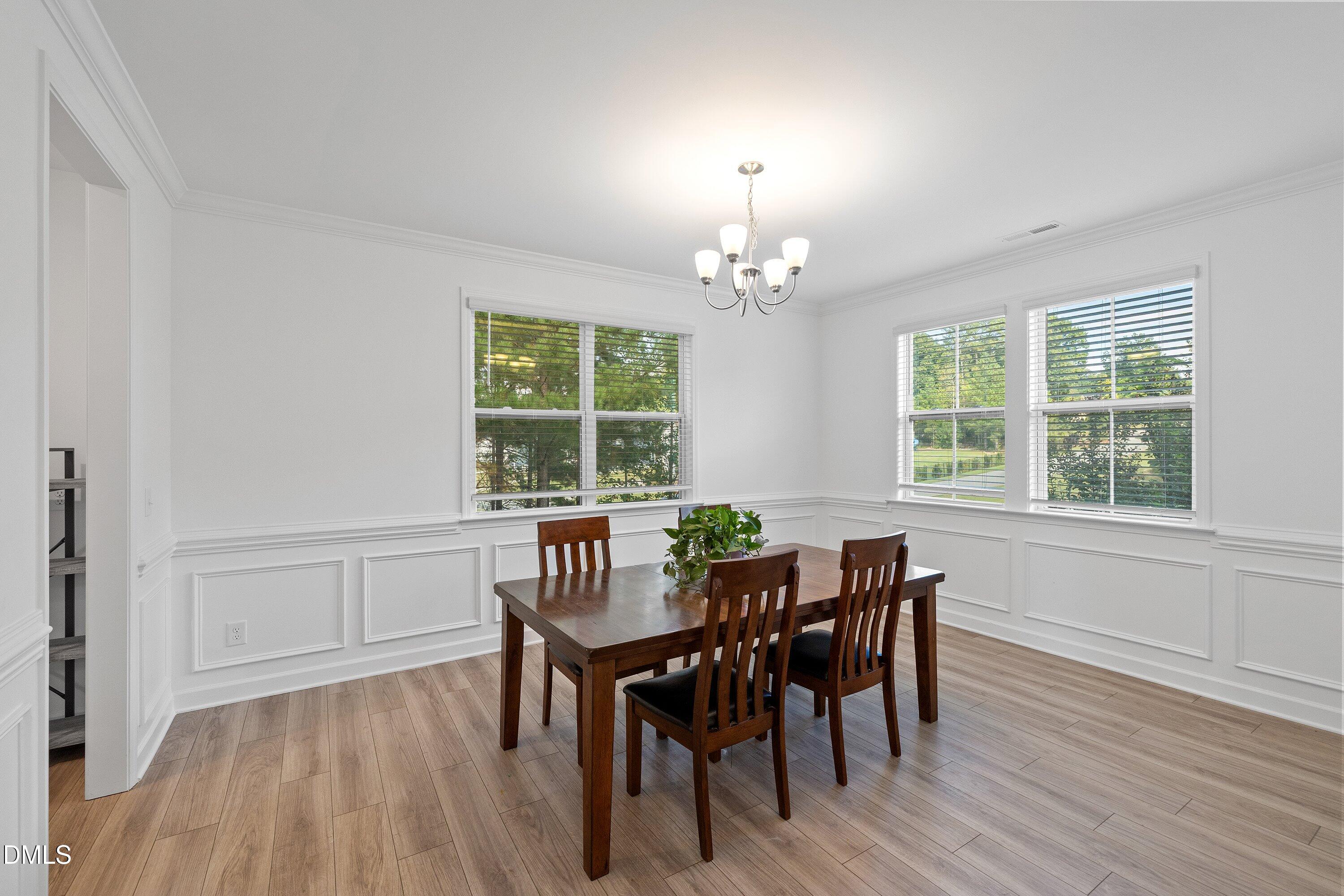 6720 Winter Garden Way Property Photo 8