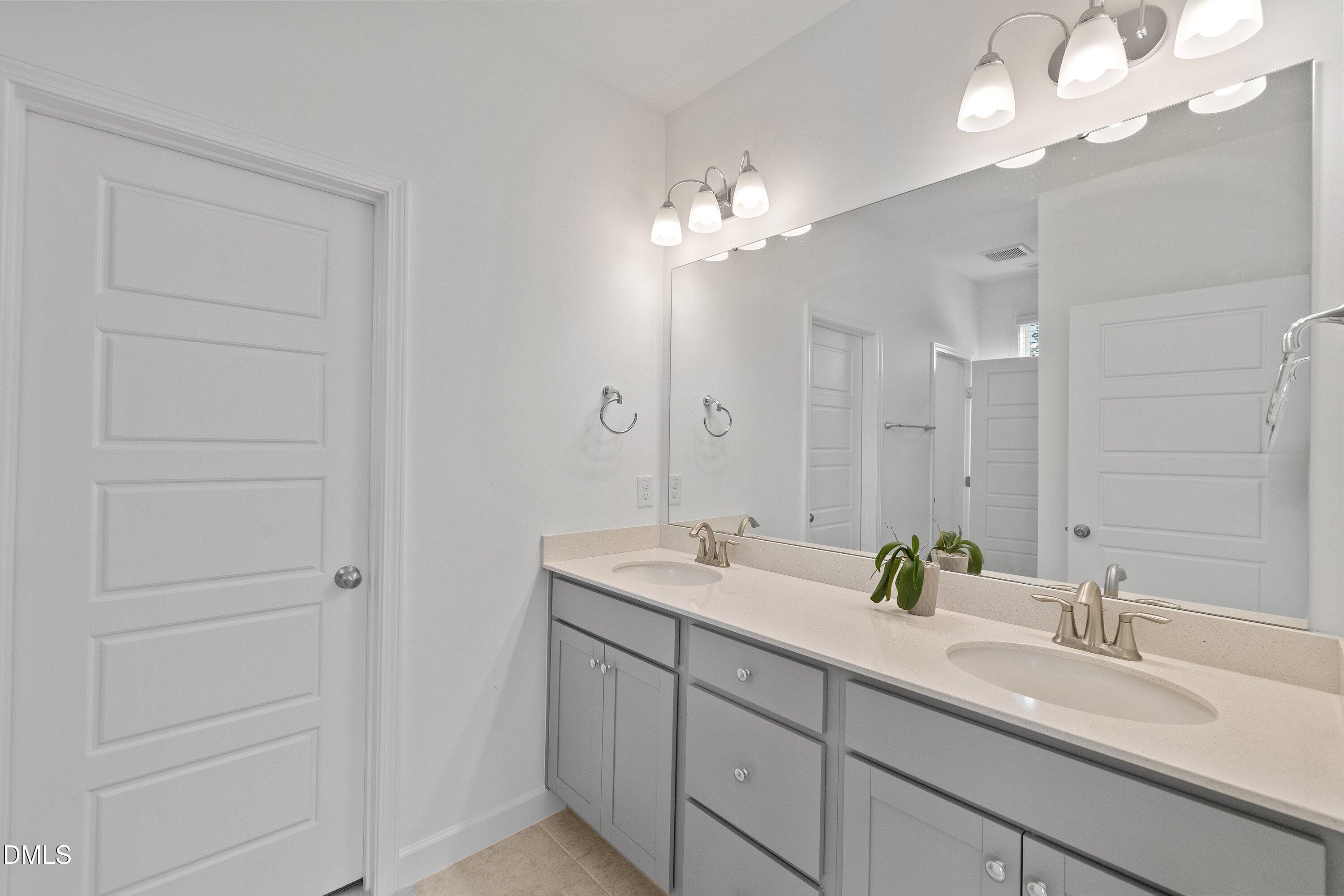 6720 Winter Garden Way Property Photo 29