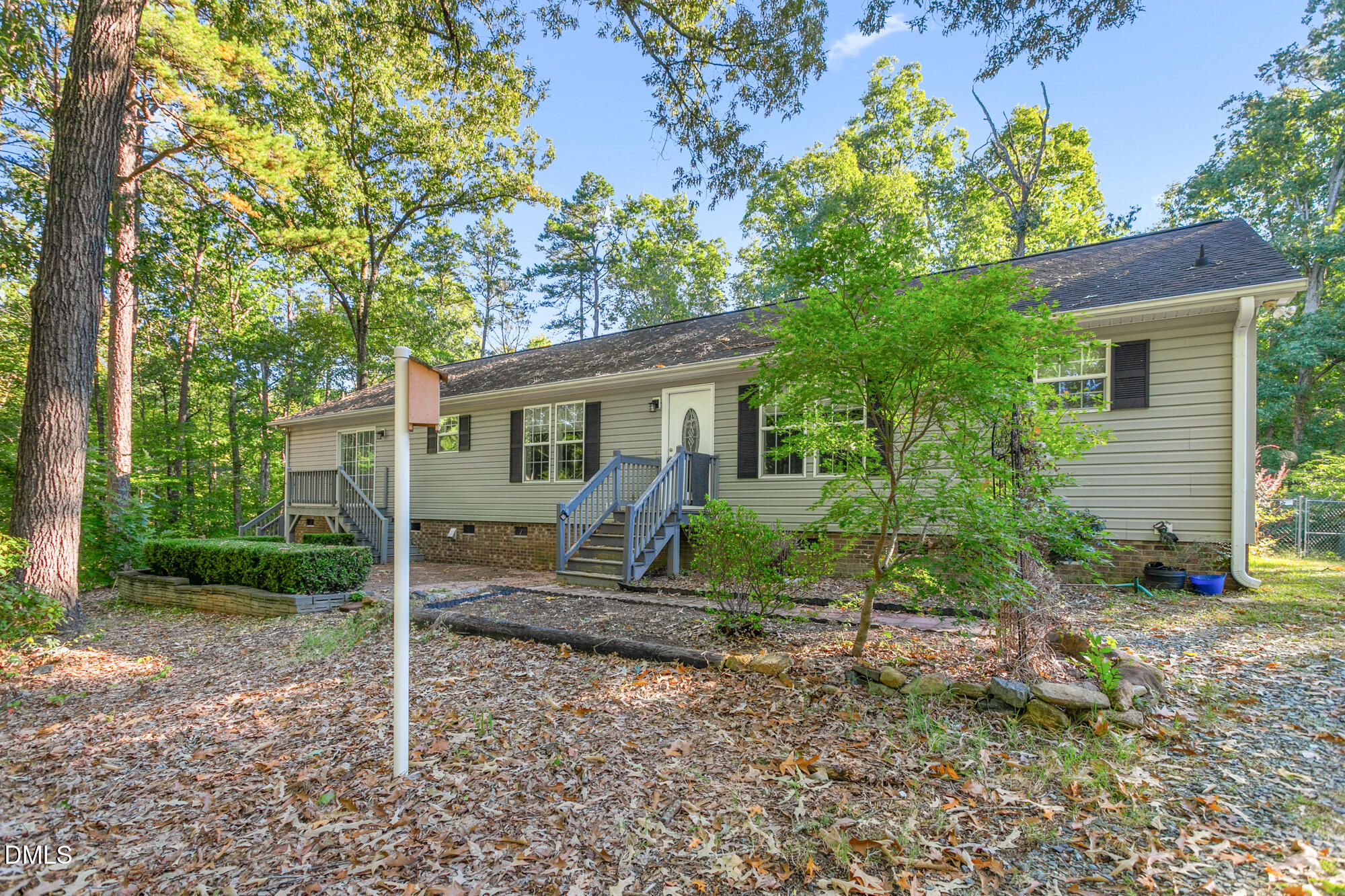 2872 Farrington Point Road Property Photo 1