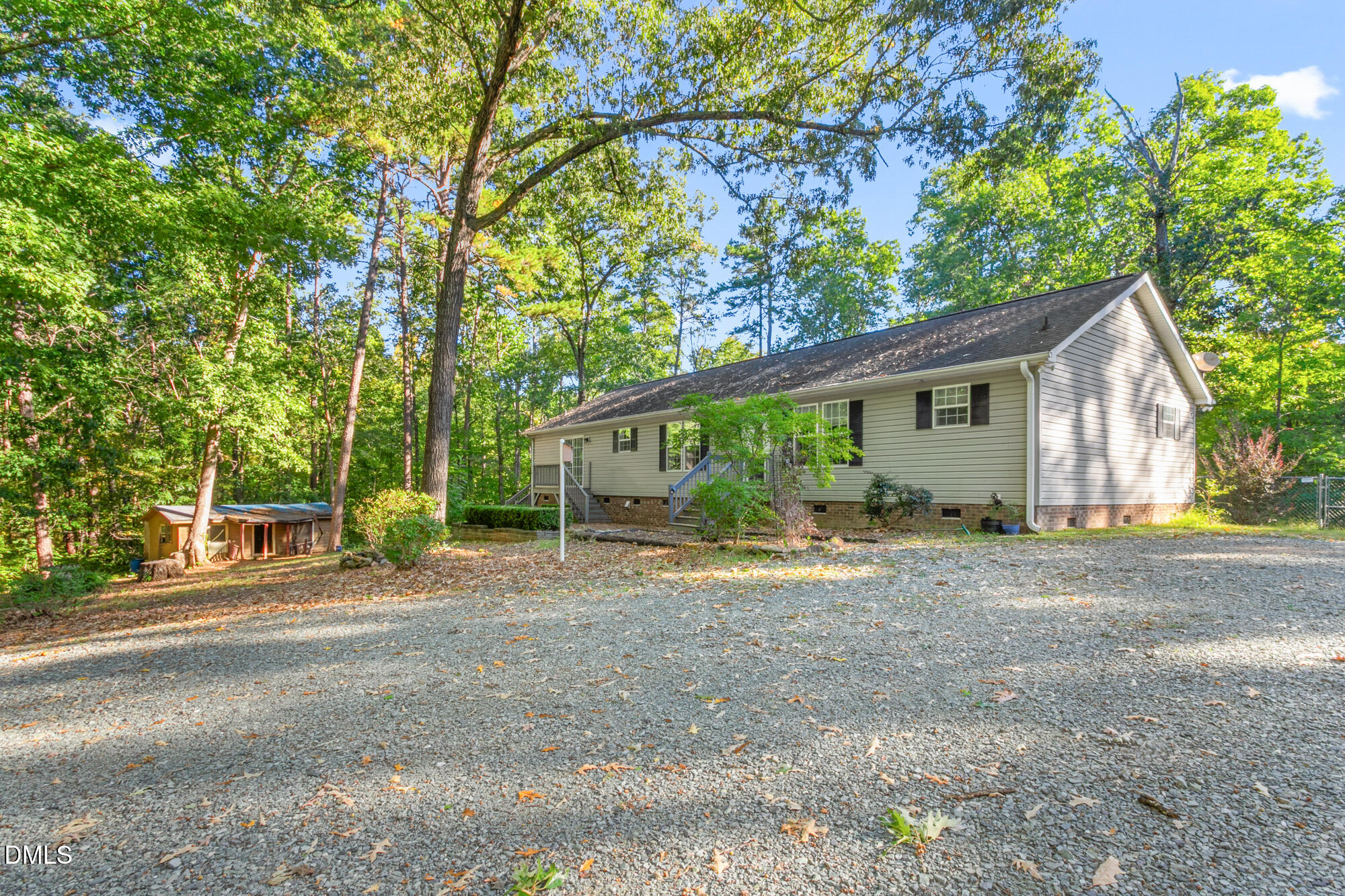 2872 Farrington Point Road Property Photo 3