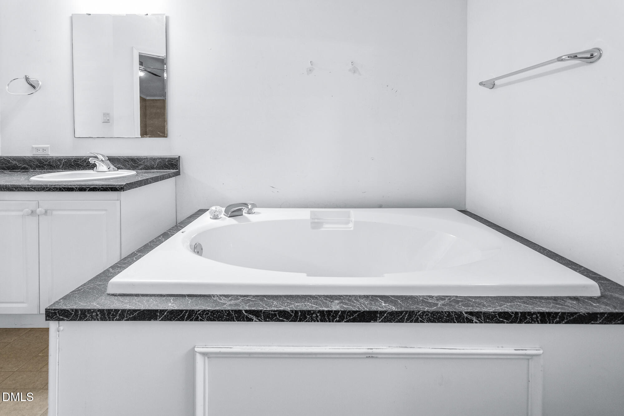 2872 Farrington Point Road Property Photo 24