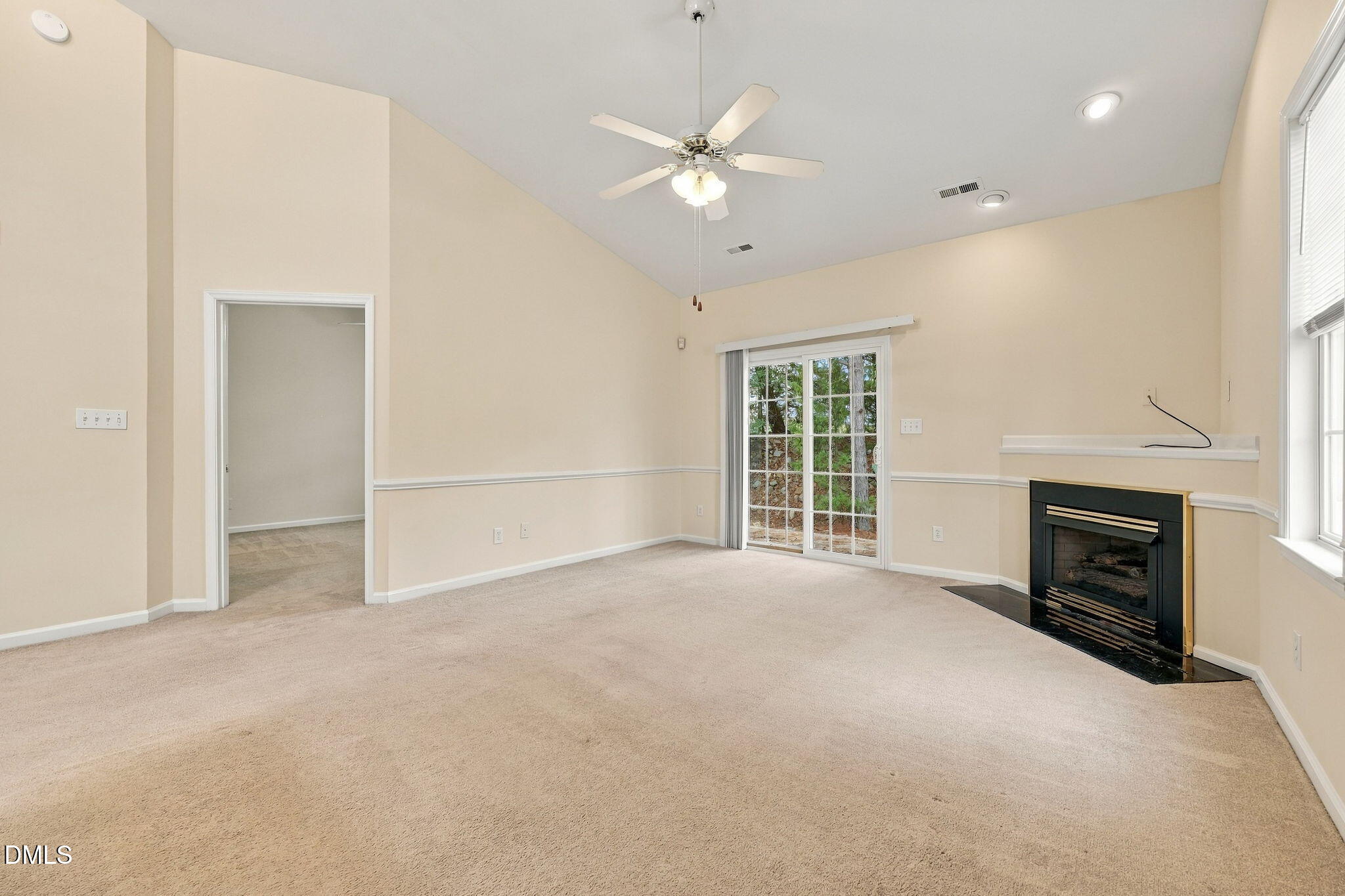 85 Brookmere Drive Apt D Property Photo 9