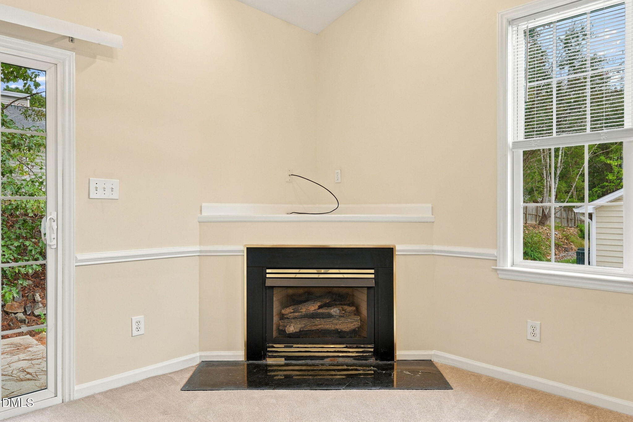 85 Brookmere Drive Apt D Property Photo 12