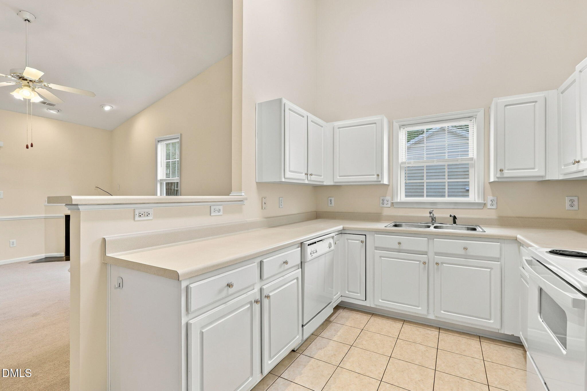 85 Brookmere Drive Apt D Property Photo 16