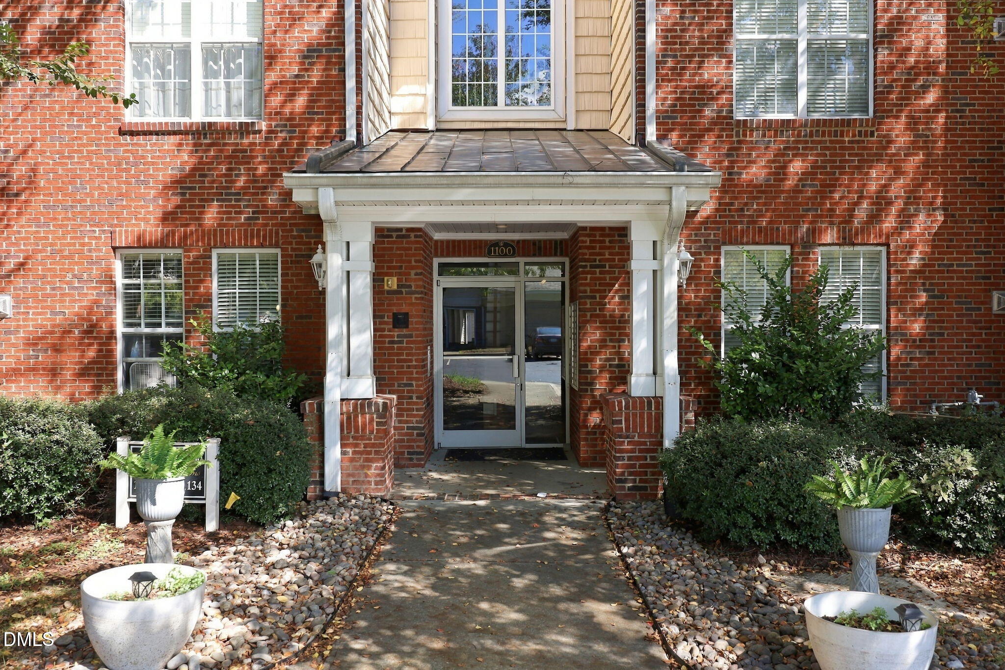 1114 Arborgate Circle Property Photo 1