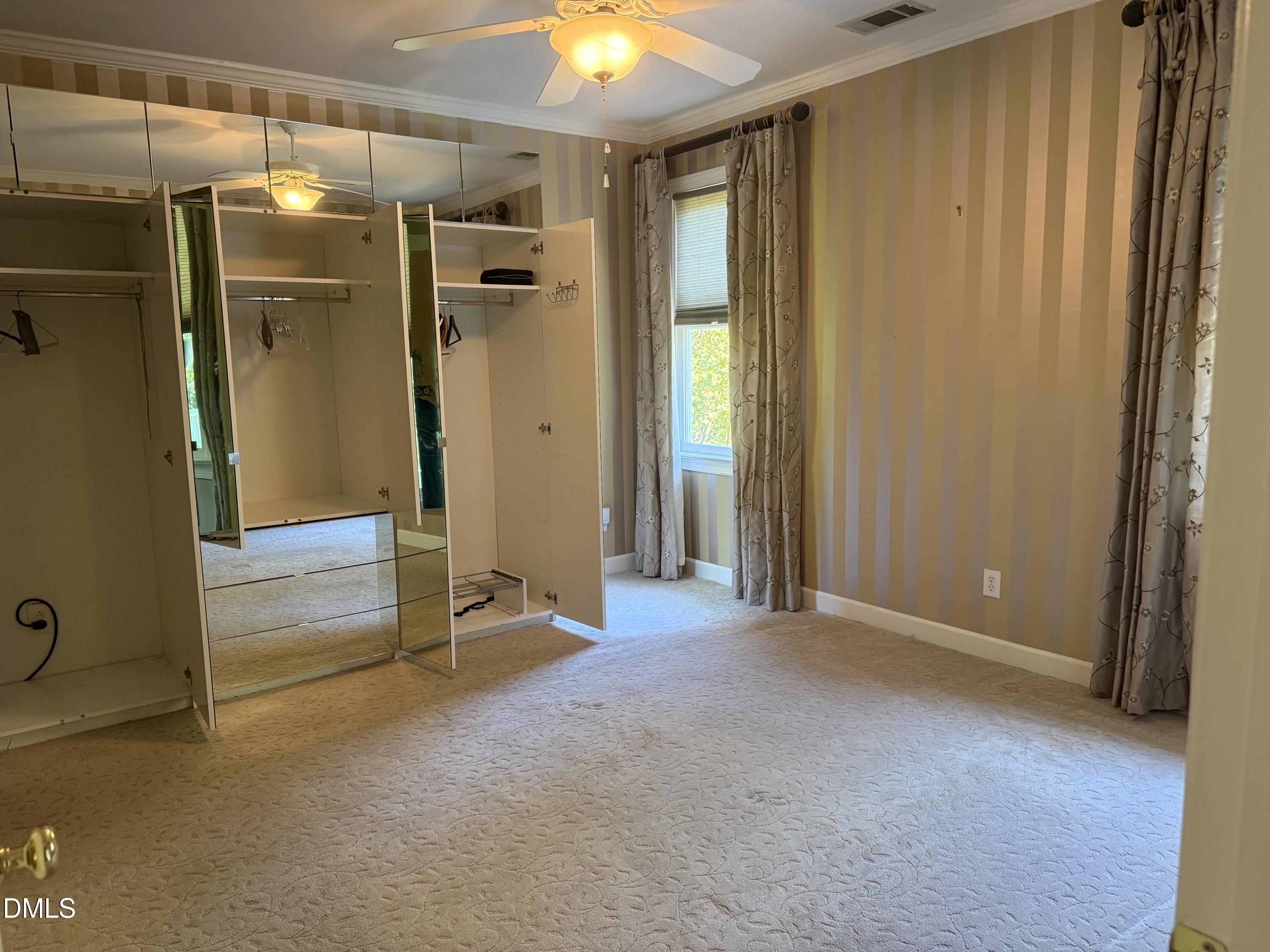 322 Lord Byron Court Property Photo 7