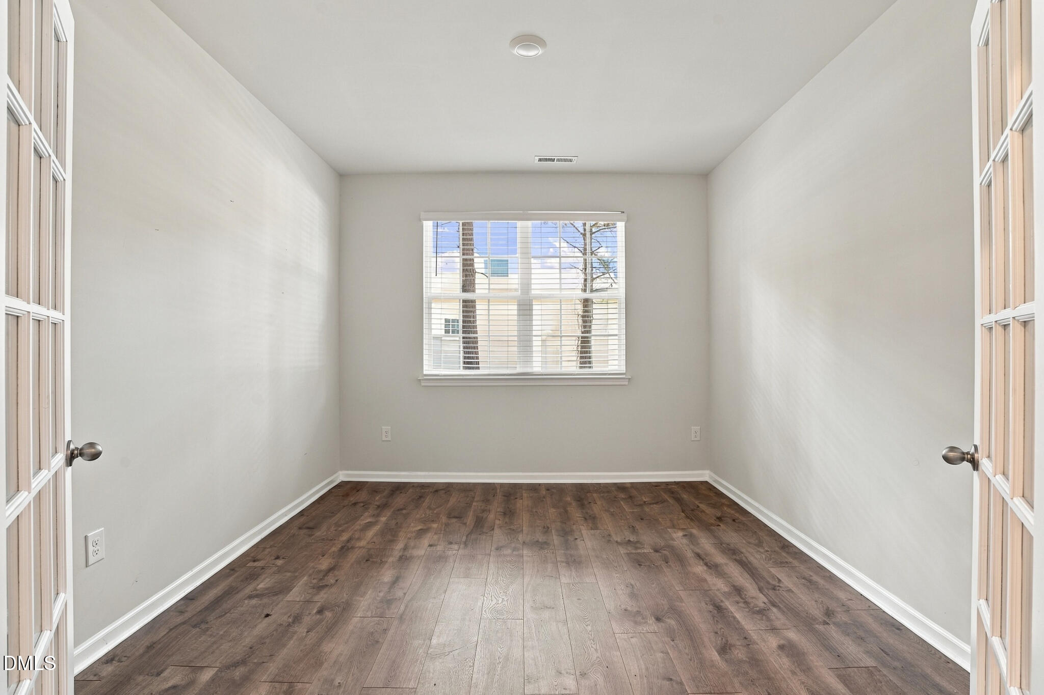 188 Lothian Property Photo 9