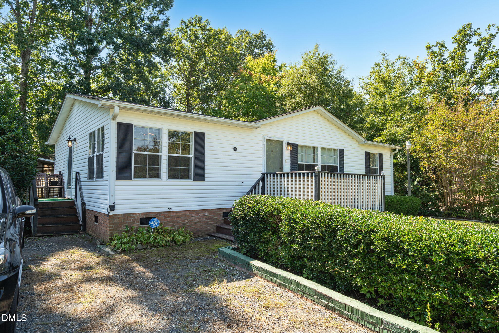 155 Azalea Drive Property Photo 4