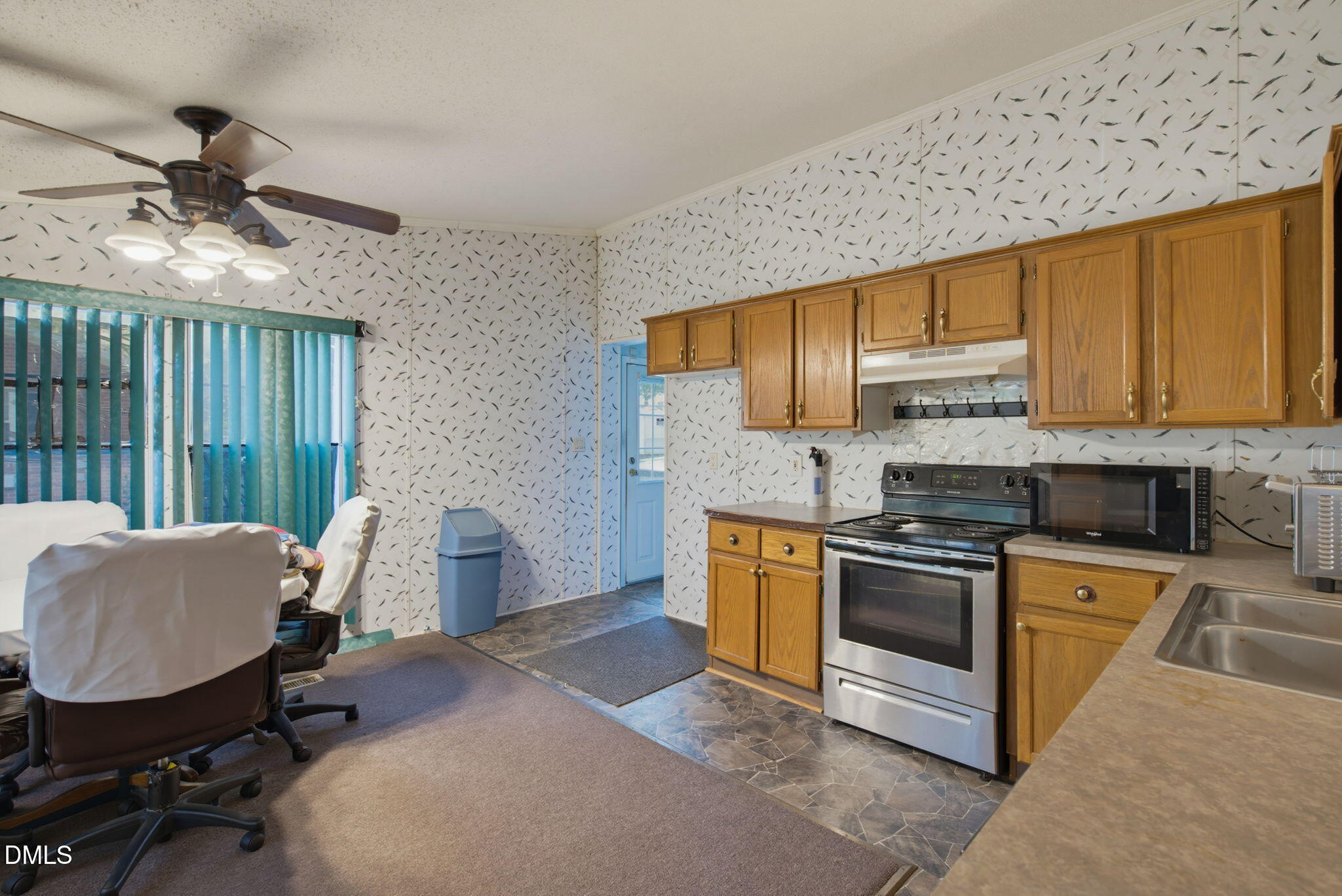 155 Azalea Drive Property Photo 9