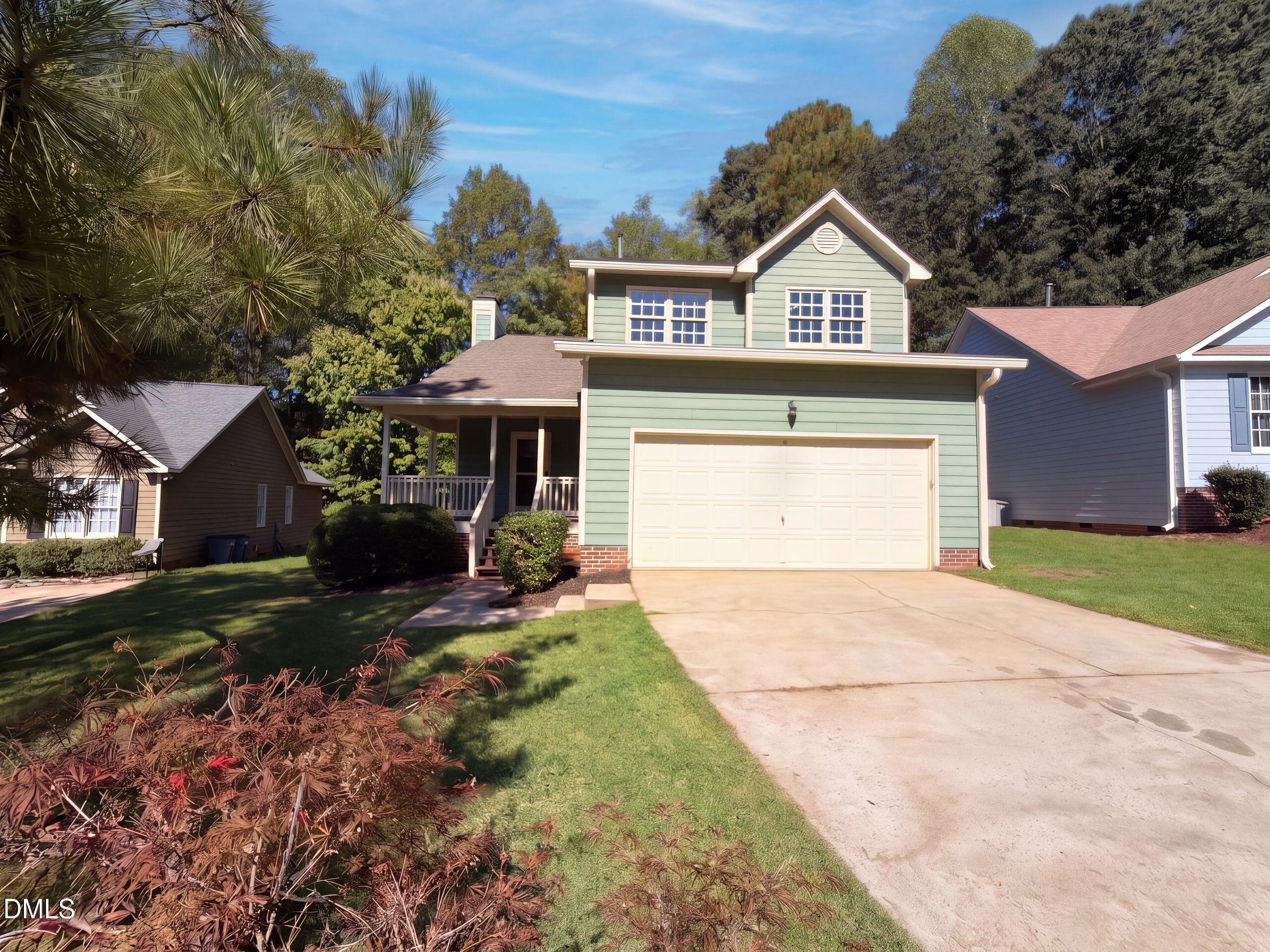 122 Crookham Court Property Photo 1