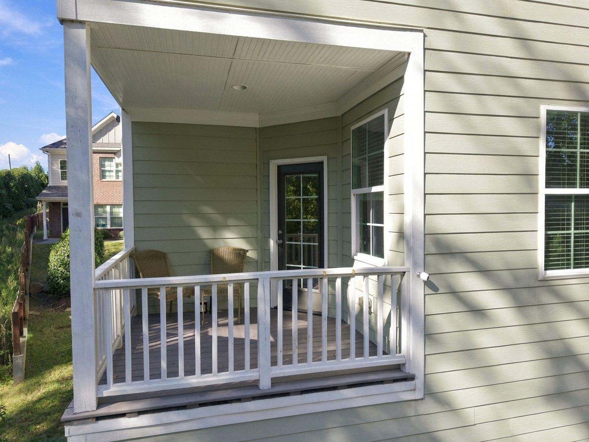 908 Laurel Gate Drive Property Photo 14