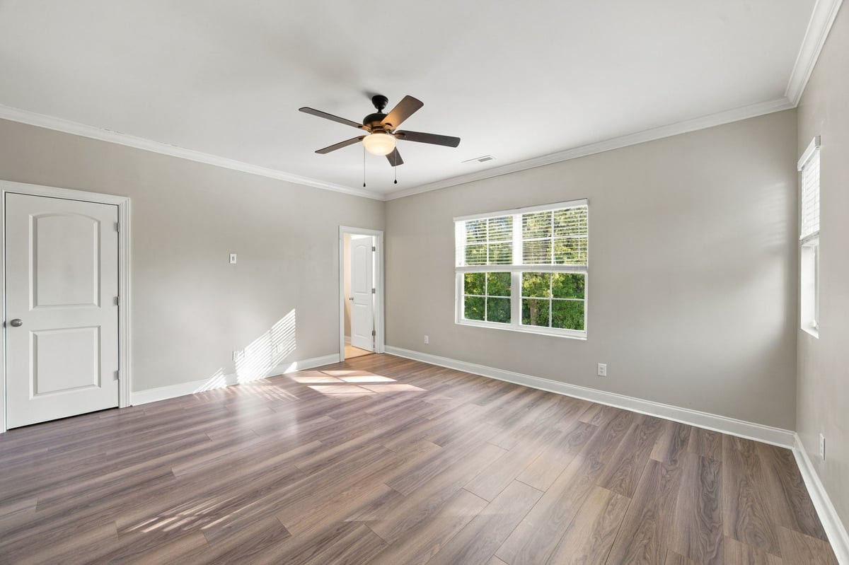 908 Laurel Gate Drive Property Photo 18