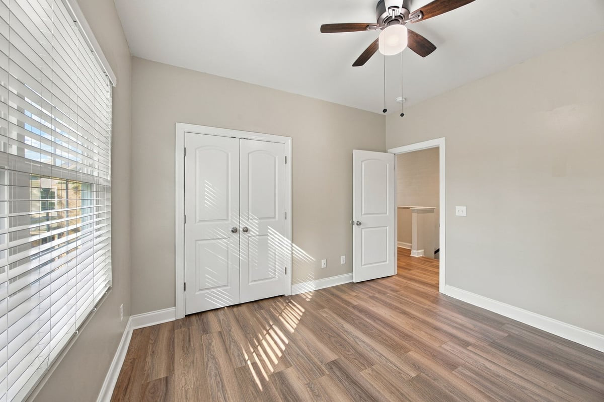 908 Laurel Gate Drive Property Photo 24