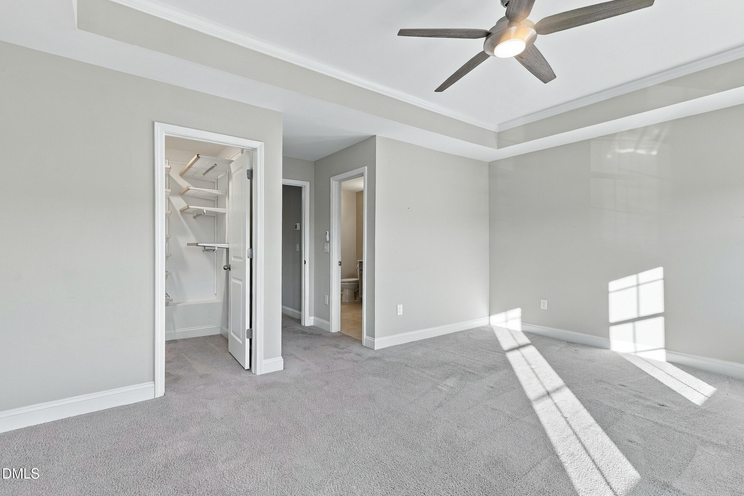988 Gateway Commons Circle Property Photo 14