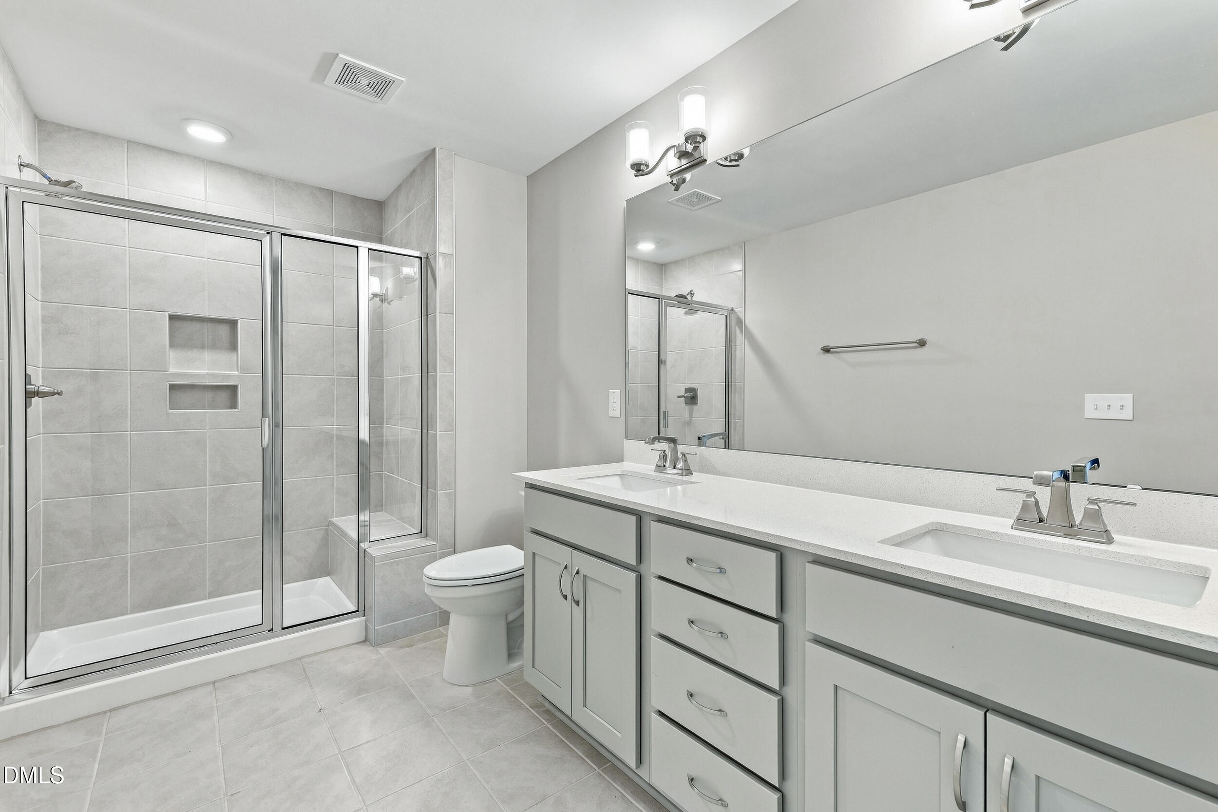 988 Gateway Commons Circle Property Photo 15