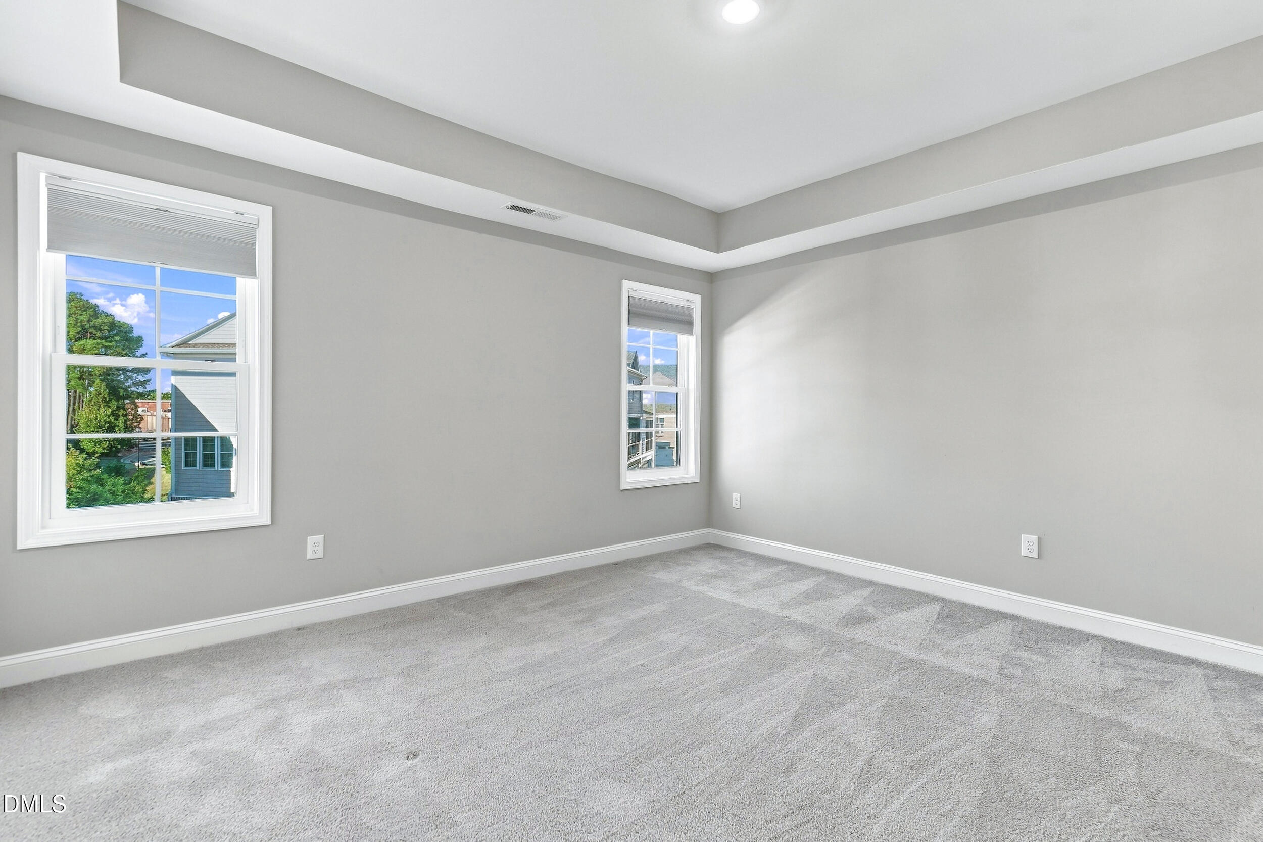 988 Gateway Commons Circle Property Photo 17