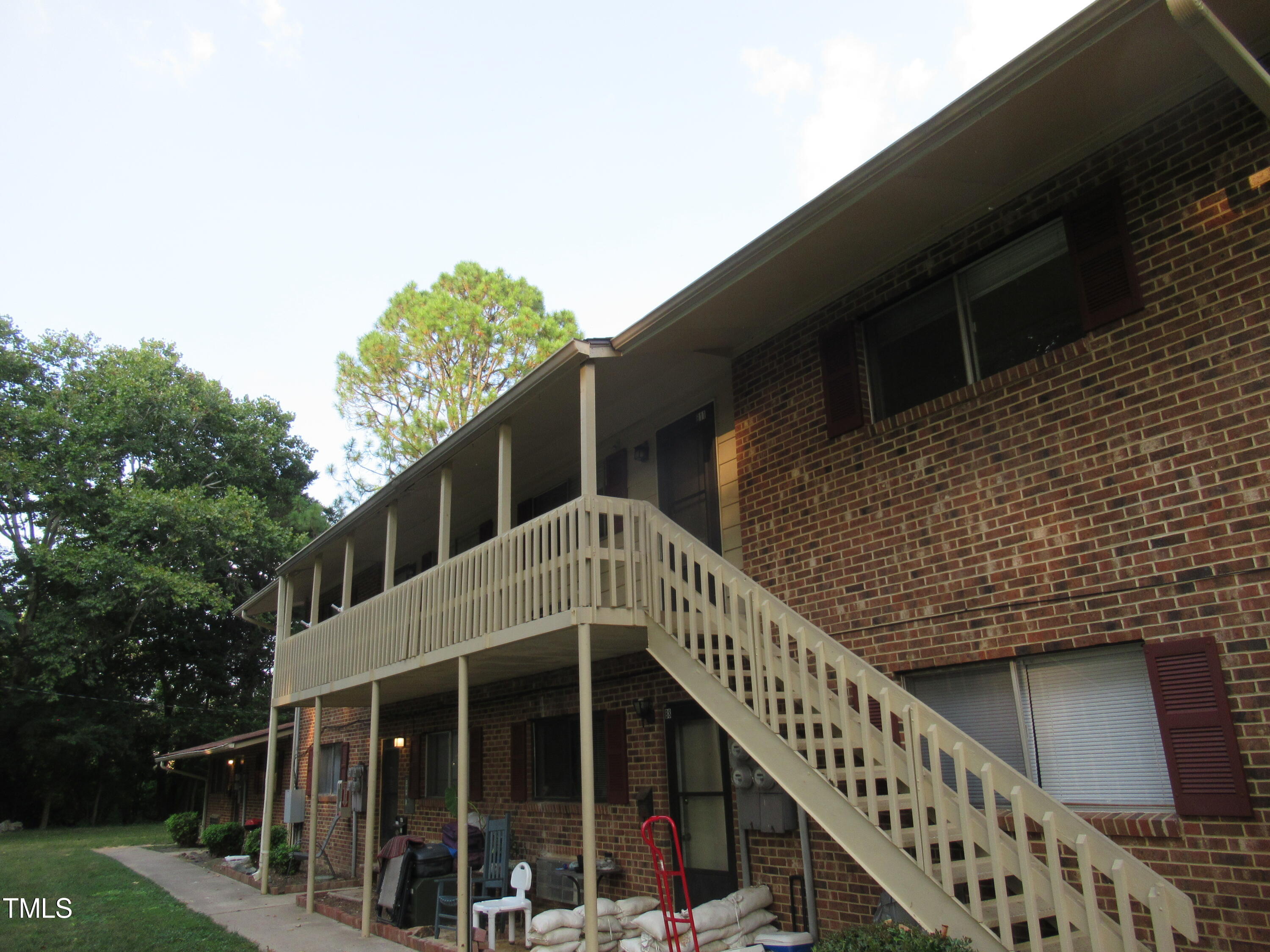 130 S Estes Drive B-11 Property Photo 1