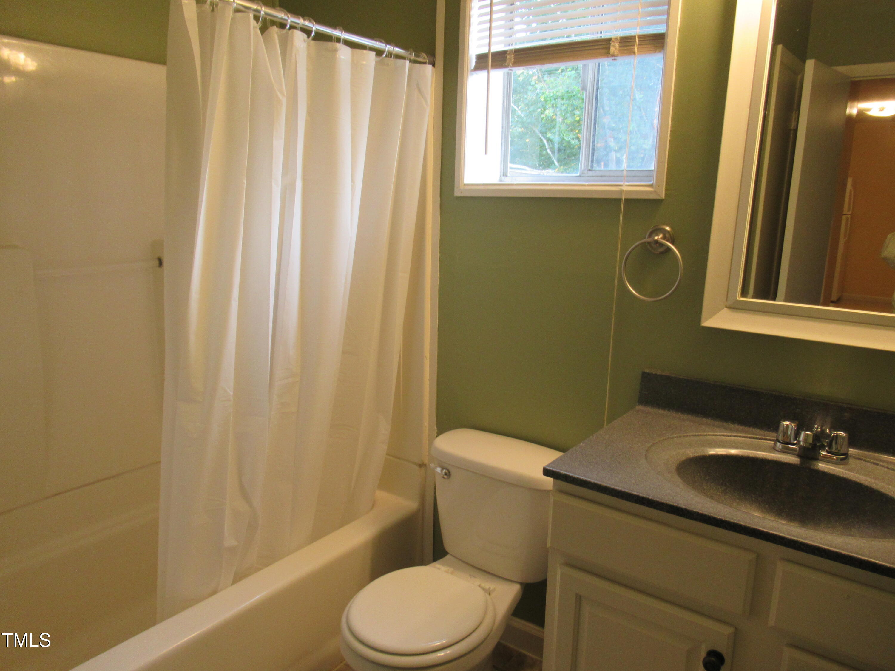130 S Estes Drive B-11 Property Photo 12