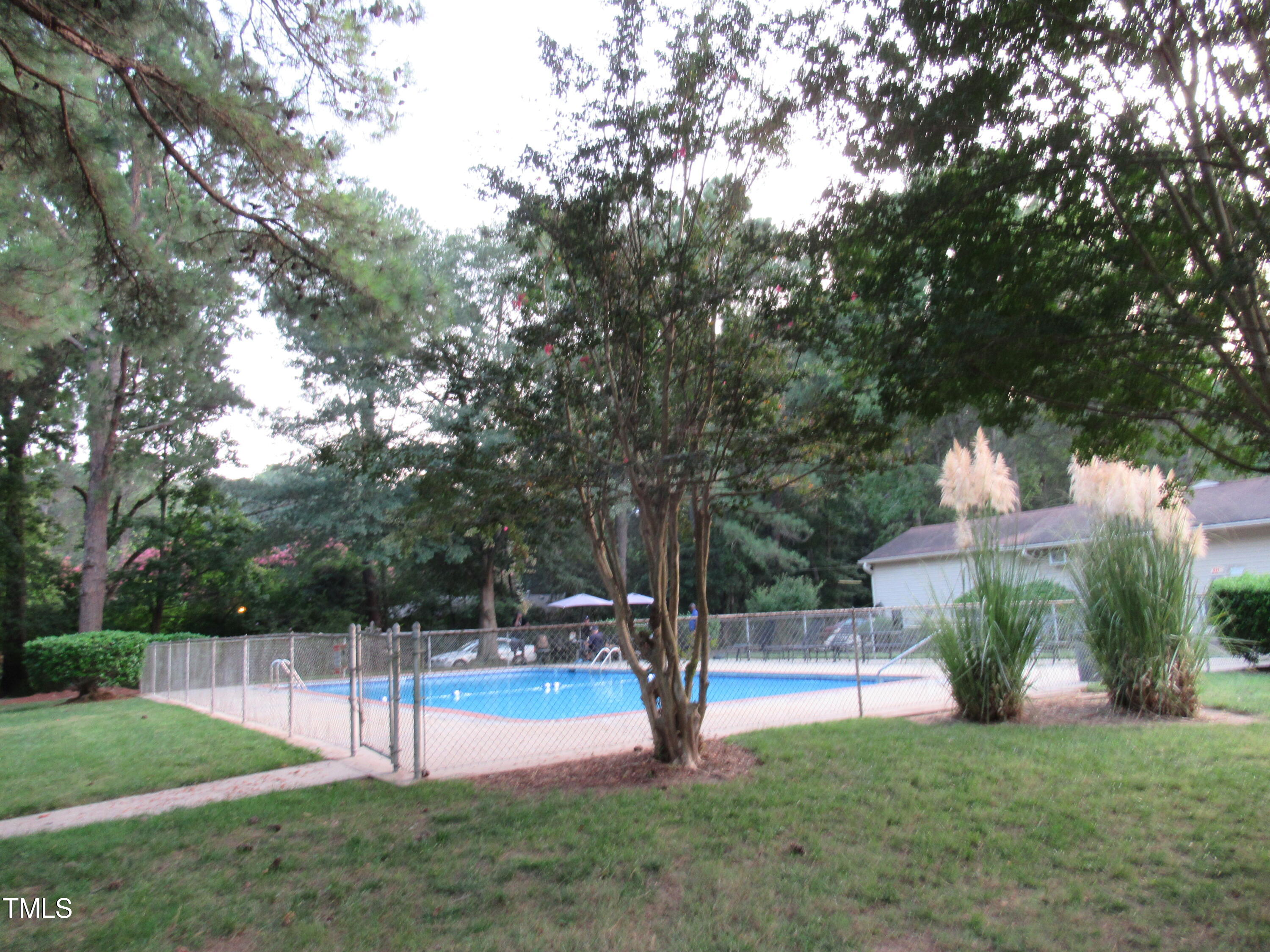 130 S Estes Drive B-11 Property Photo 25