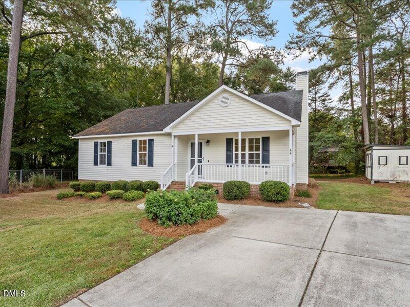 4 Lindsay Court Property Photo 1