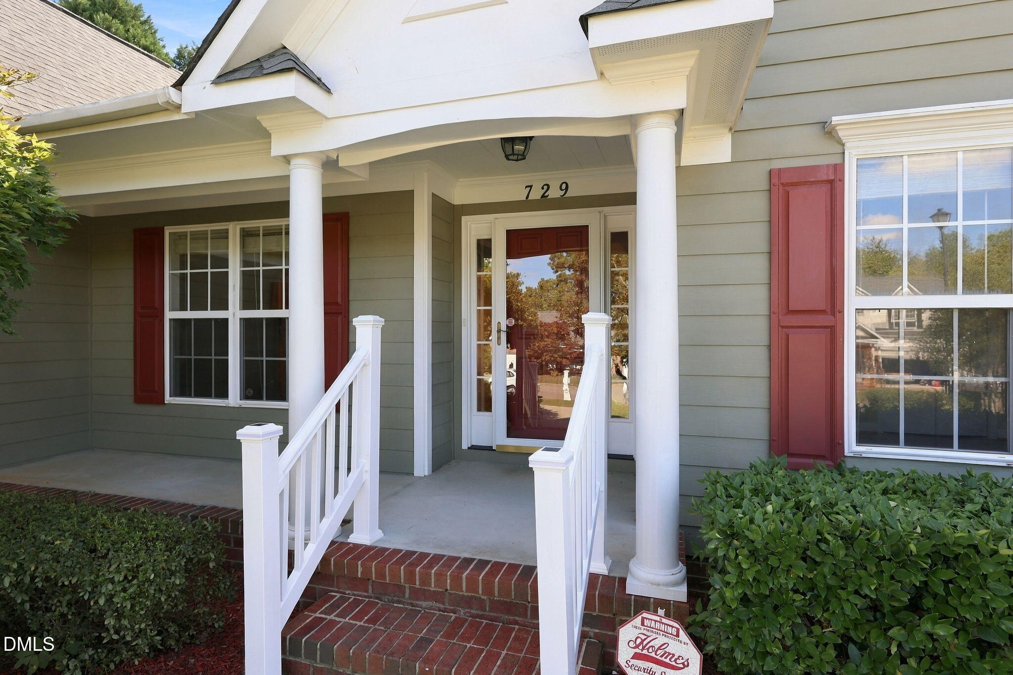729 Dalmore Drive Property Photo 1