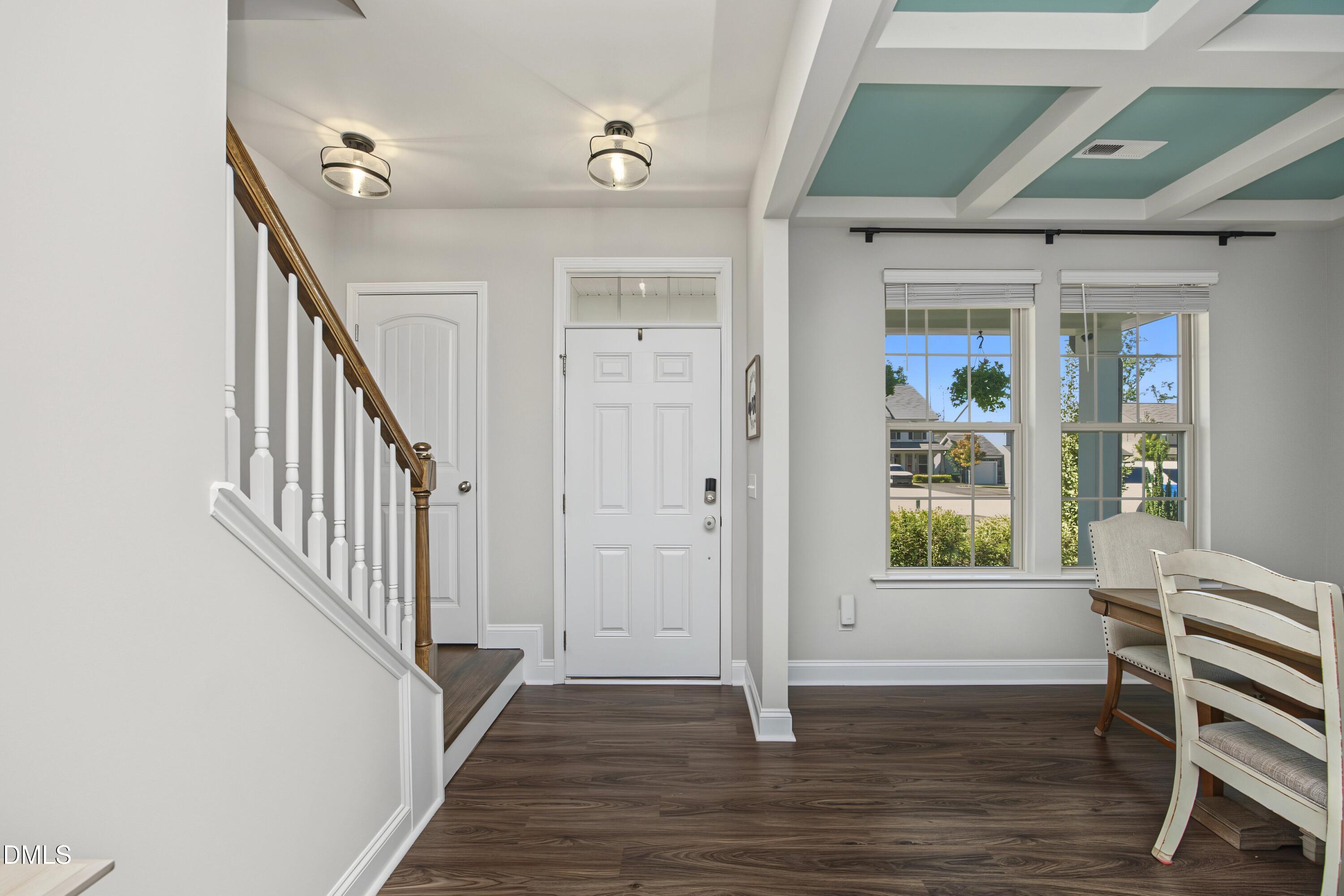 5000 Silver Spruce Way Property Photo 4