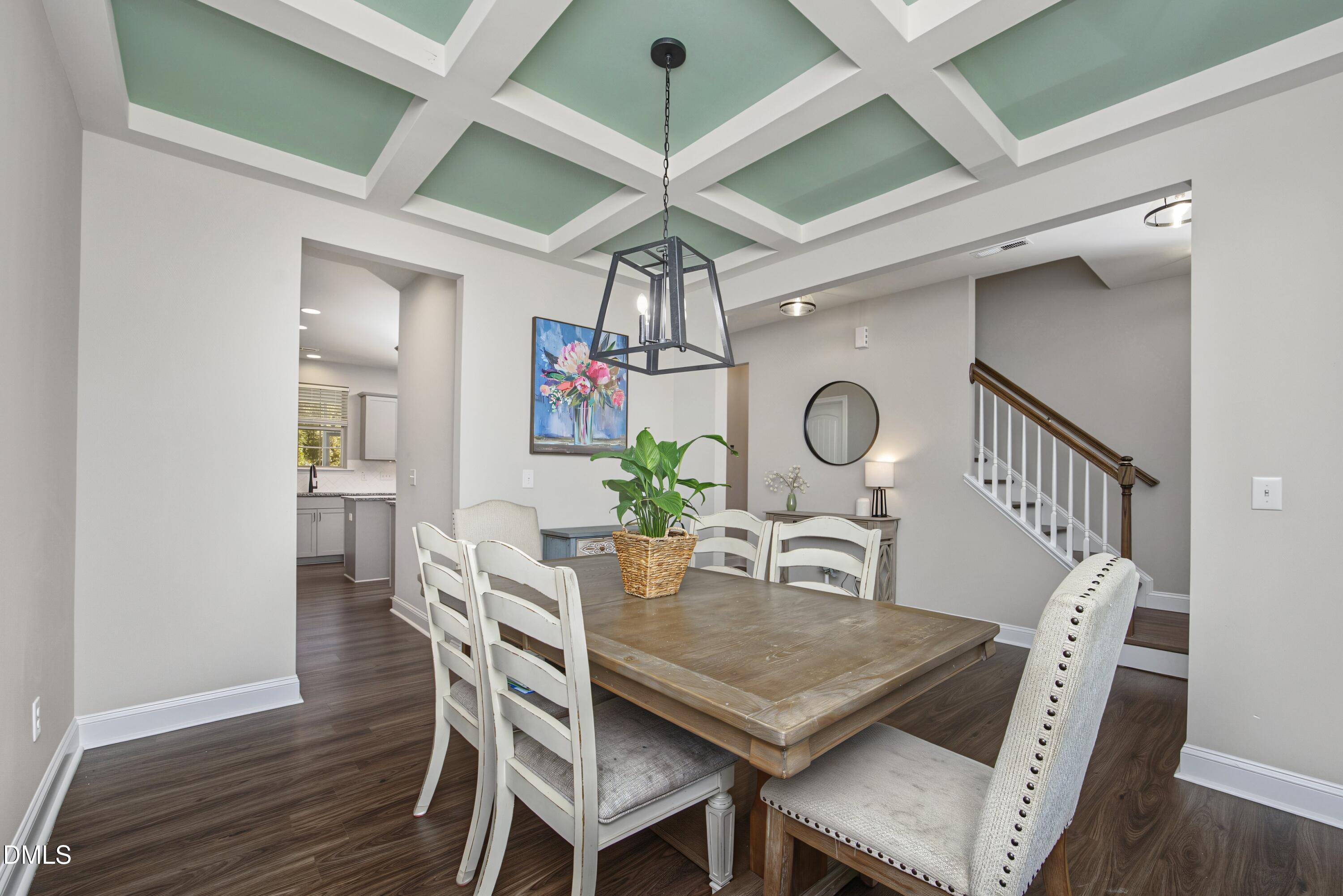 5000 Silver Spruce Way Property Photo 6
