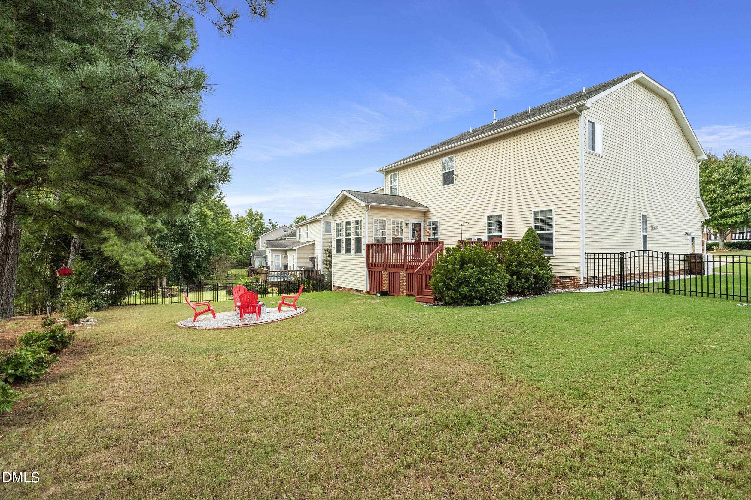 105 Clubhouse Drive Property Photo 24
