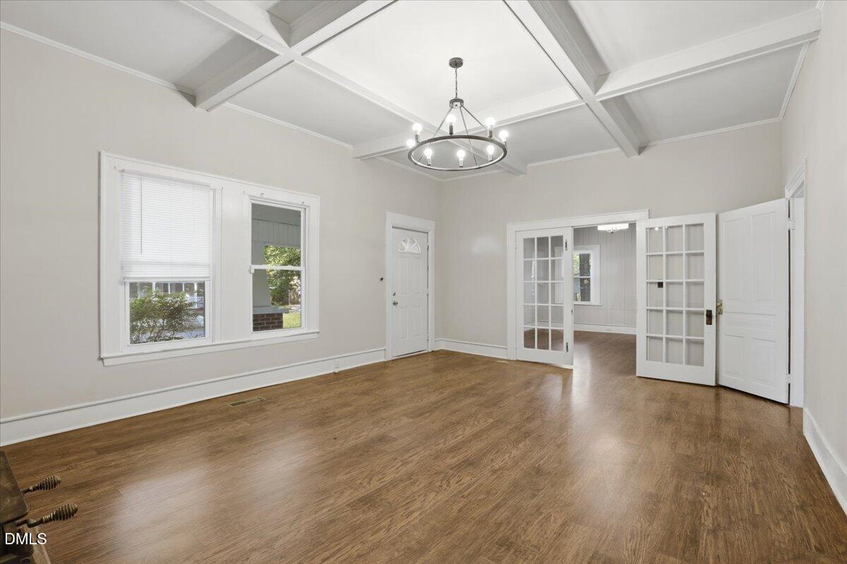 511 S Pine Street Property Photo 6
