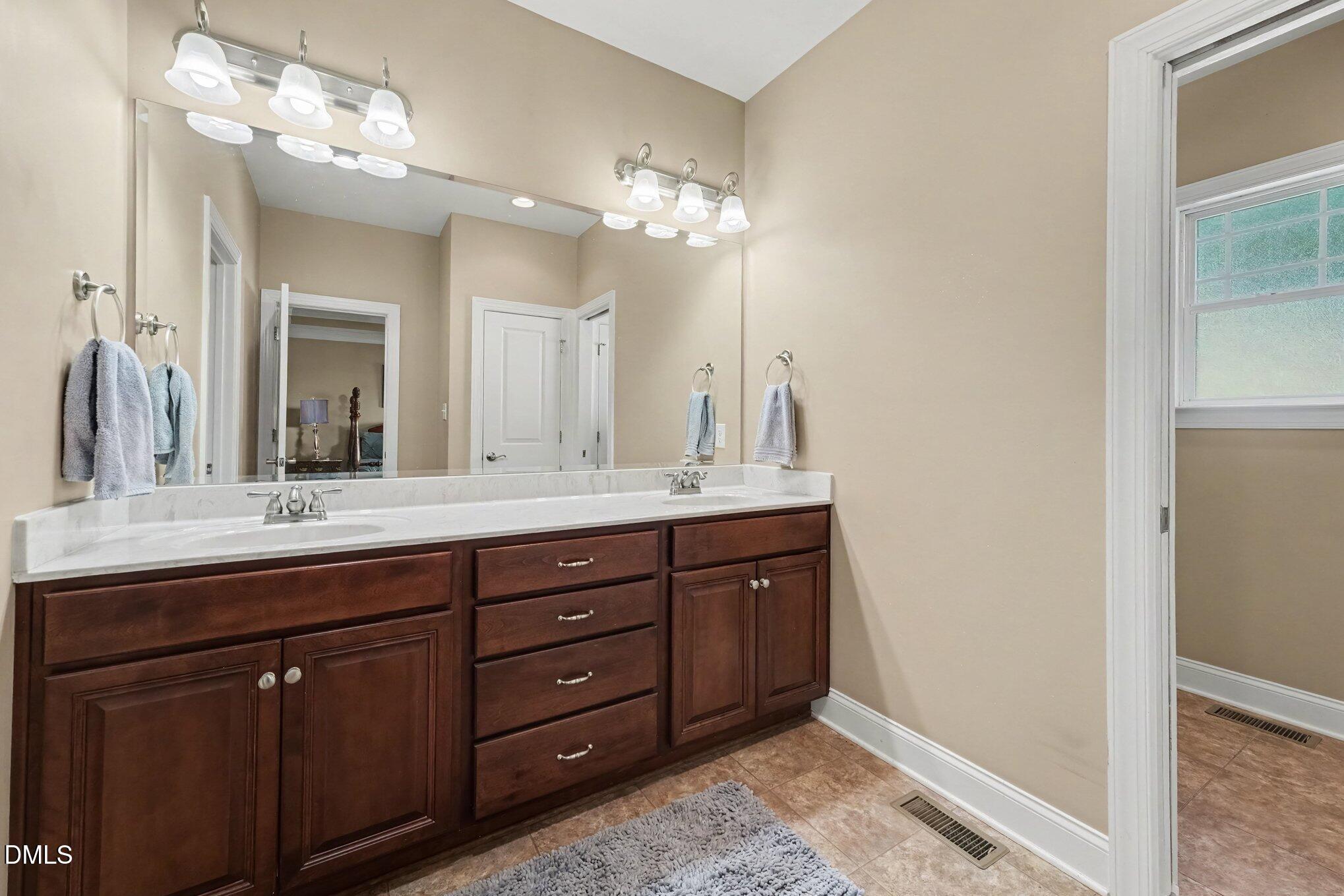 240 Blue Pond Road Property Photo 20