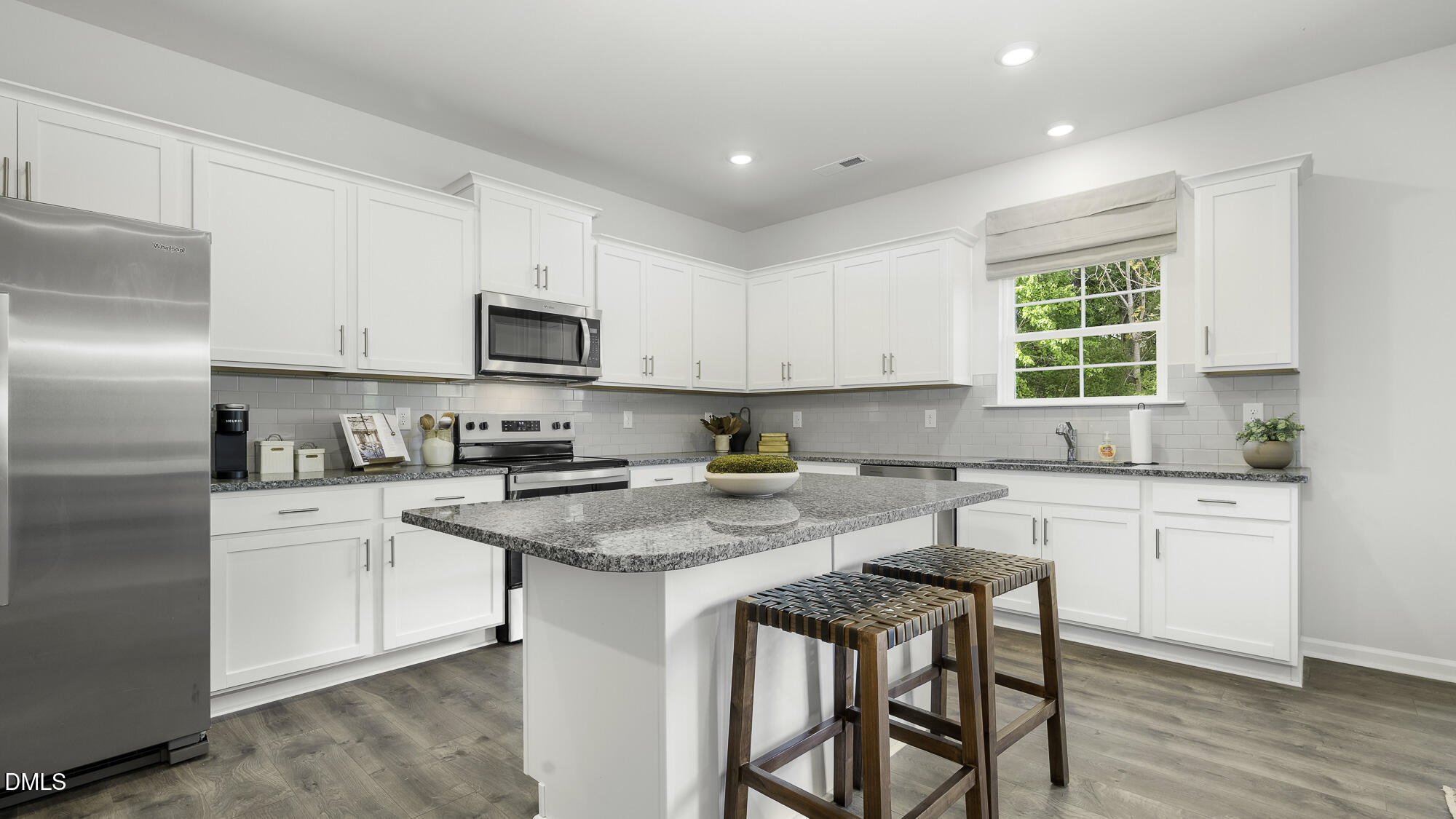 5007 Astra Lane Property Photo 12