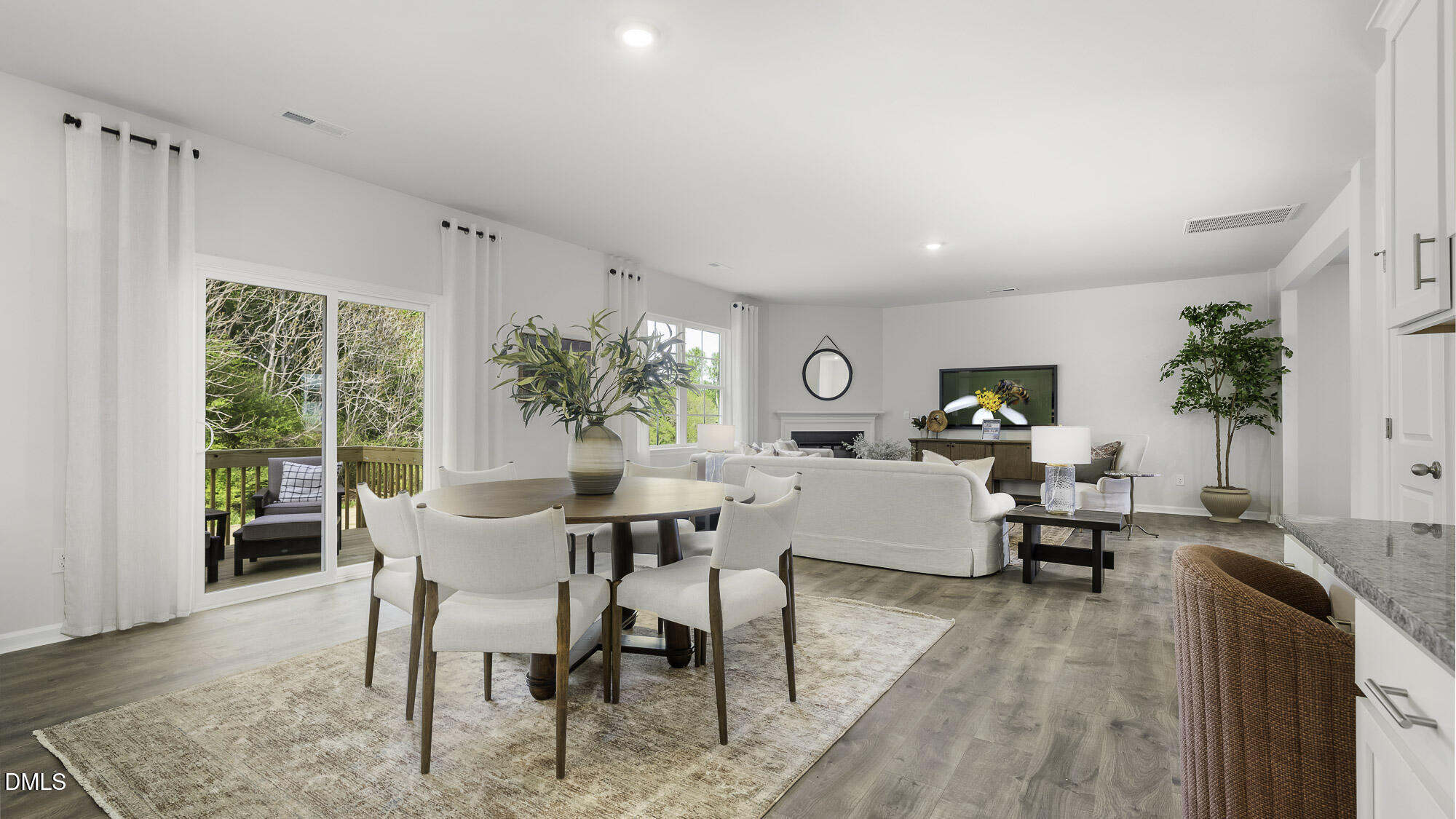5007 Astra Lane Property Photo 13
