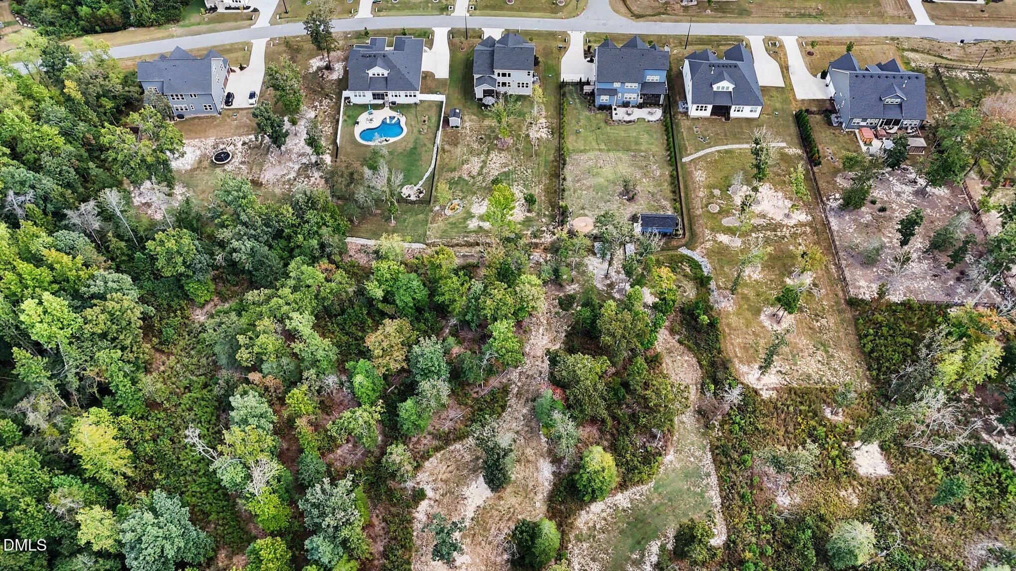 188 Streamside Drive Property Photo 4
