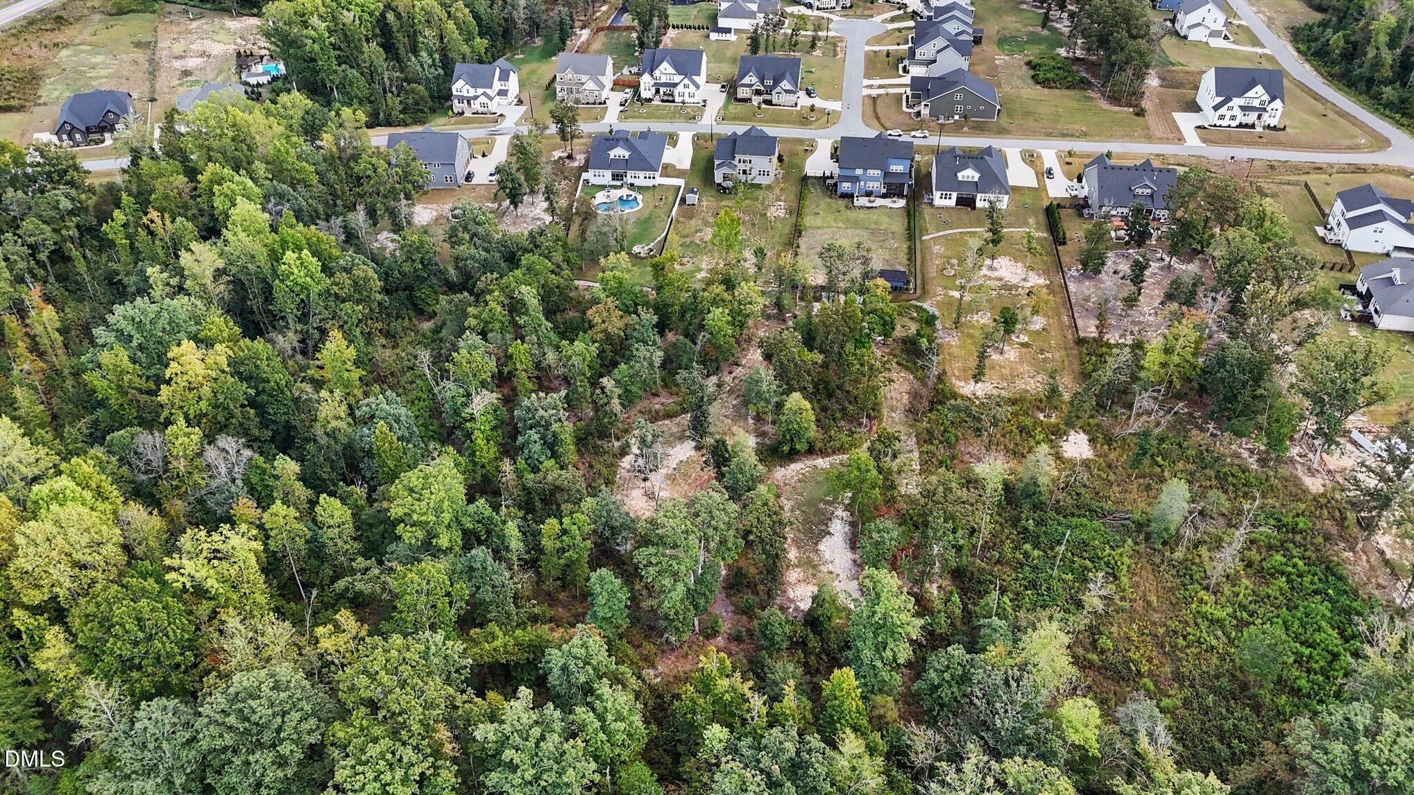 188 Streamside Drive Property Photo 44