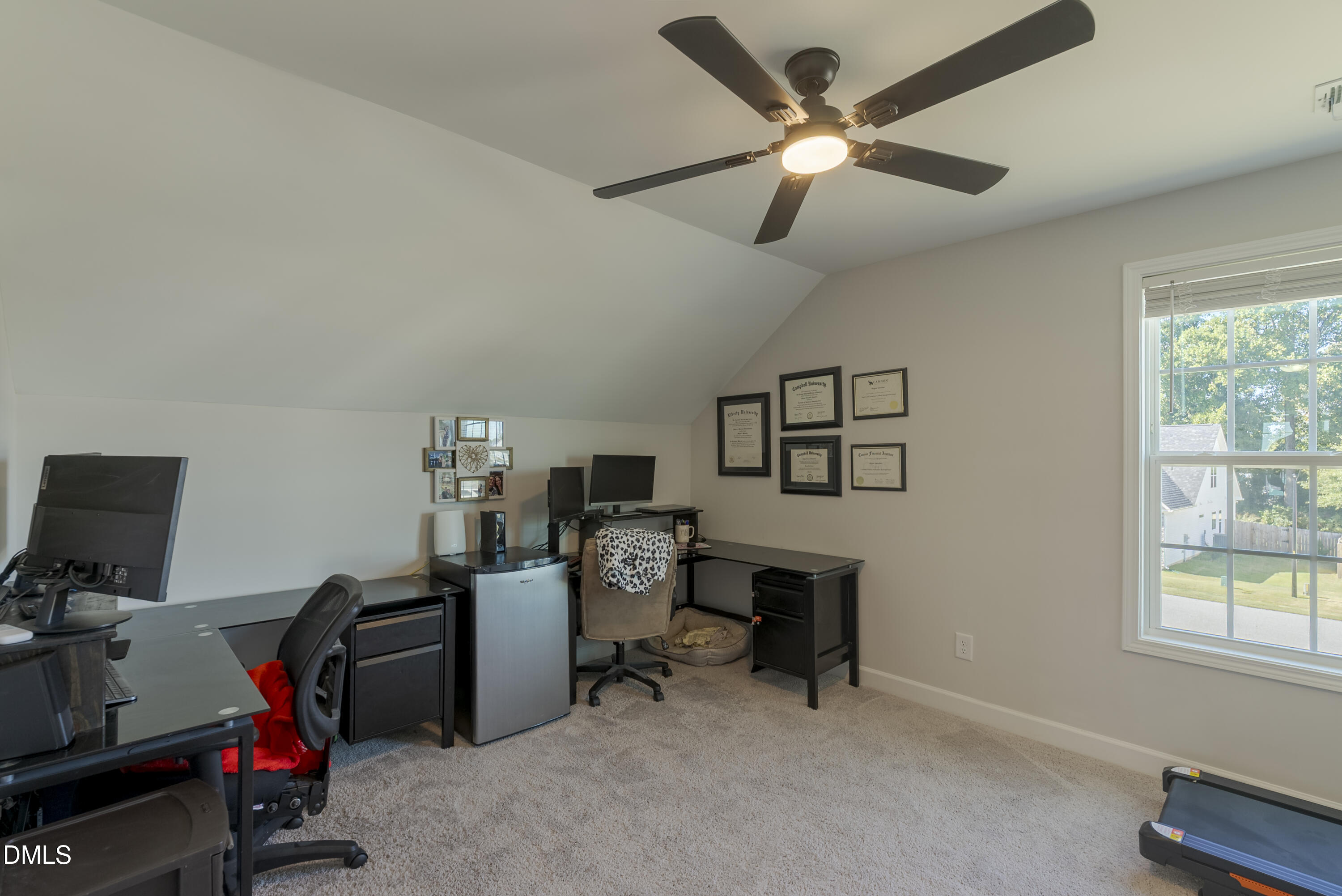 17 Looping Horse Circle Property Photo 31
