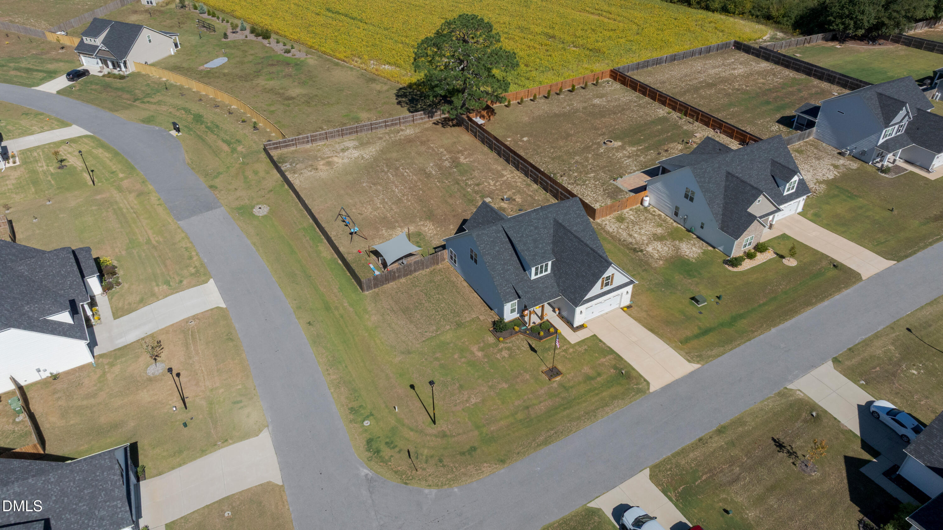17 Looping Horse Circle Property Photo 41