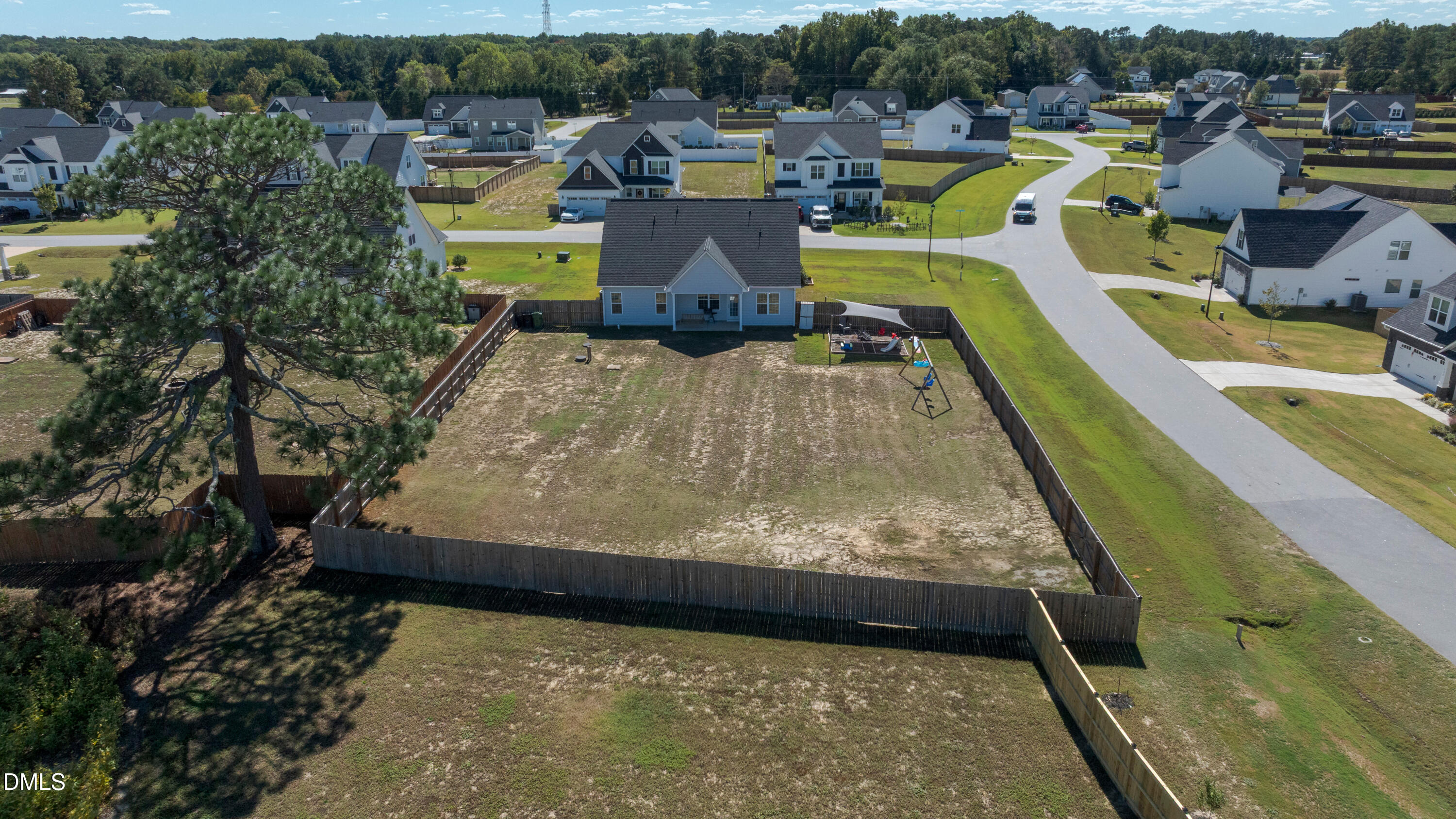 17 Looping Horse Circle Property Photo 45