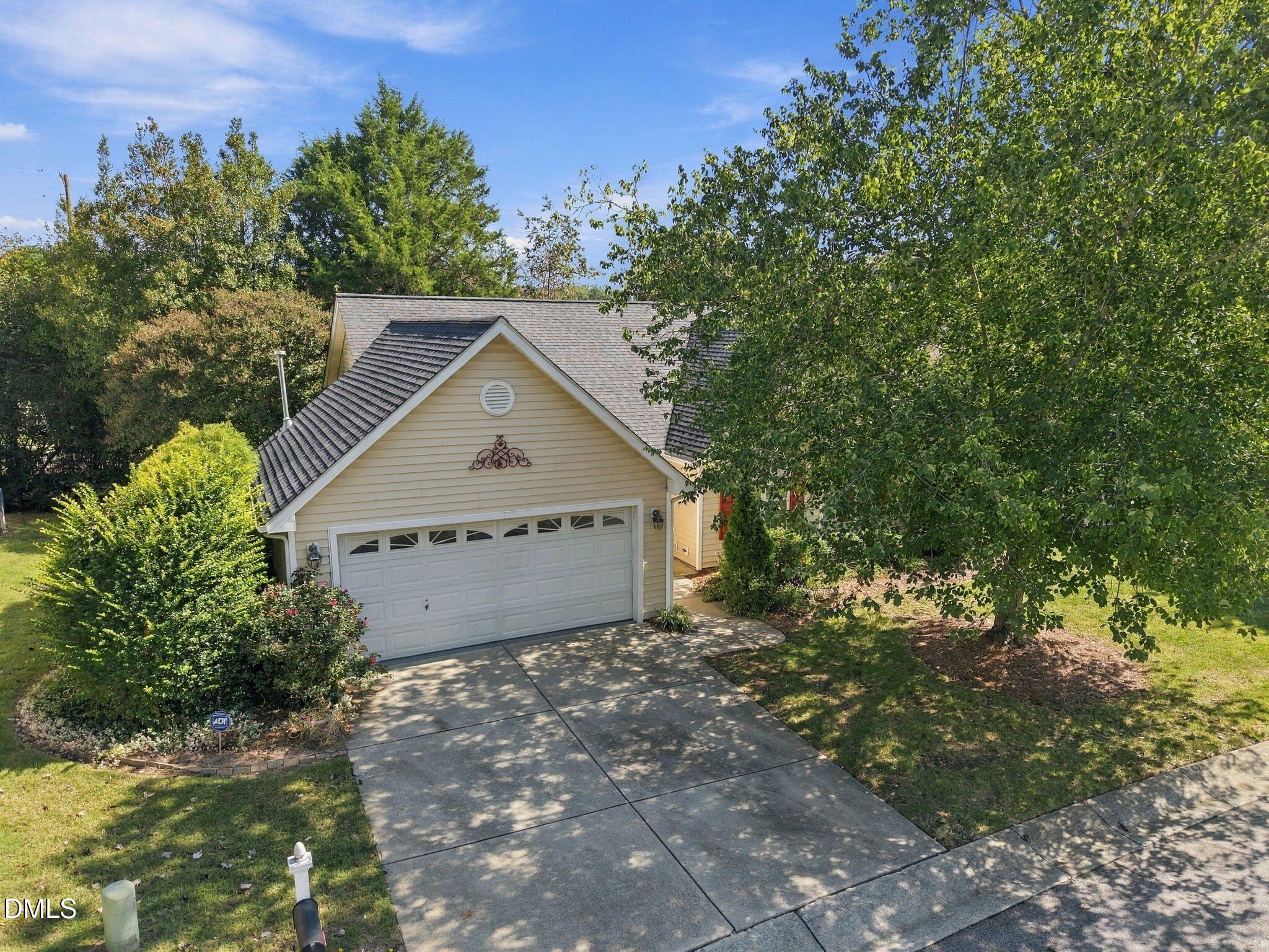 706 Latta Circle Property Photo 4