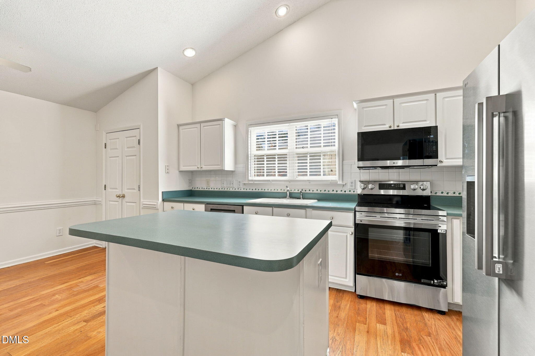 706 Latta Circle Property Photo 13