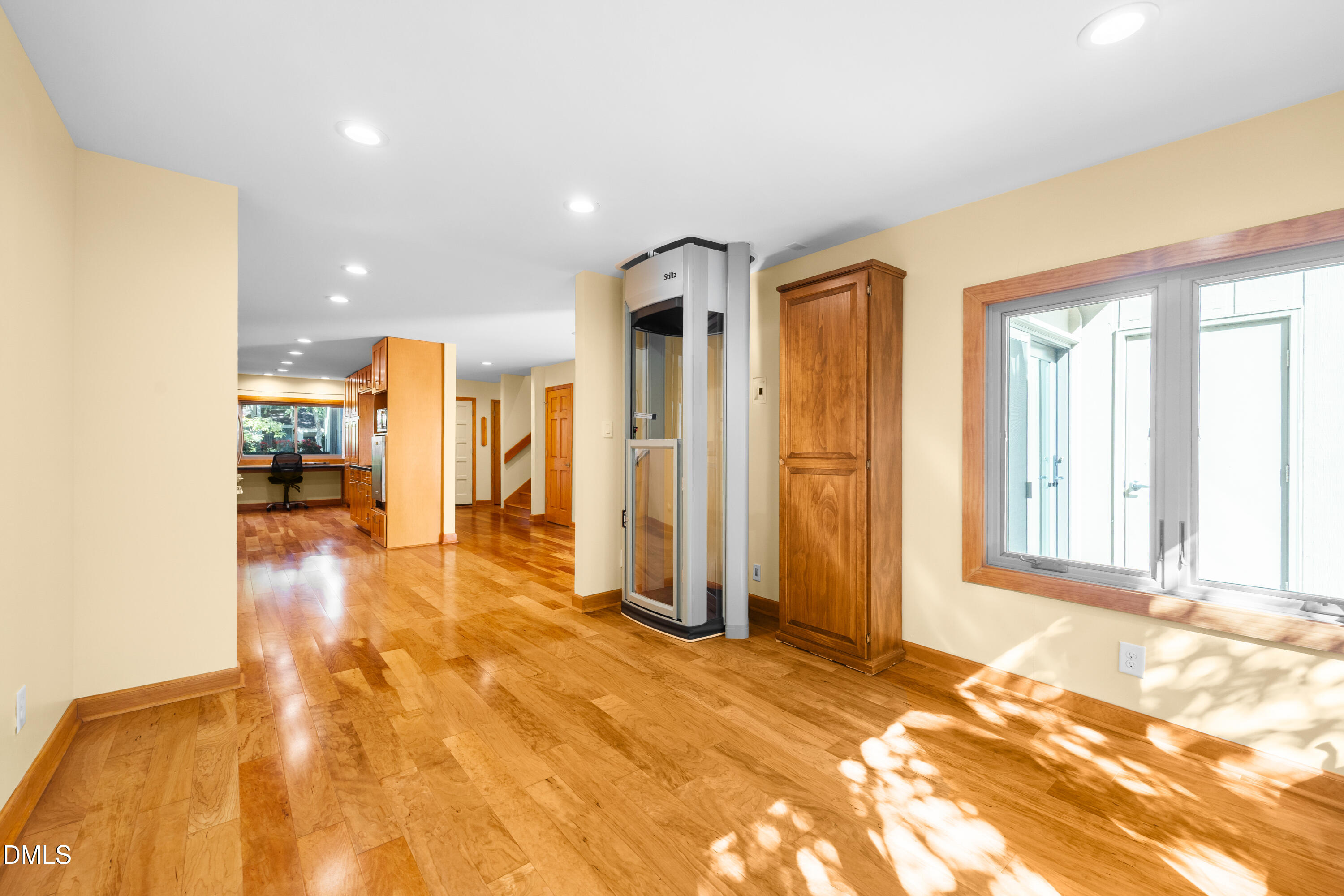 4100 Five Oaks Drive Property Photo 18
