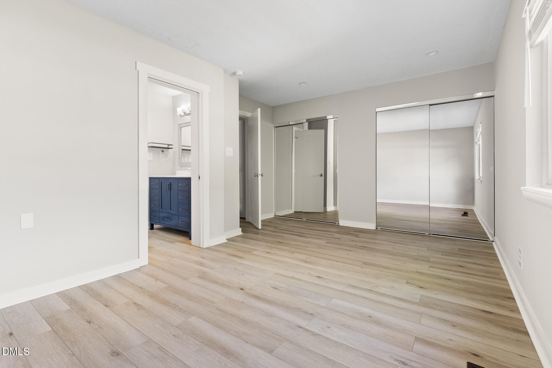220 Elizabeth Street Apt G15 Property Photo 12