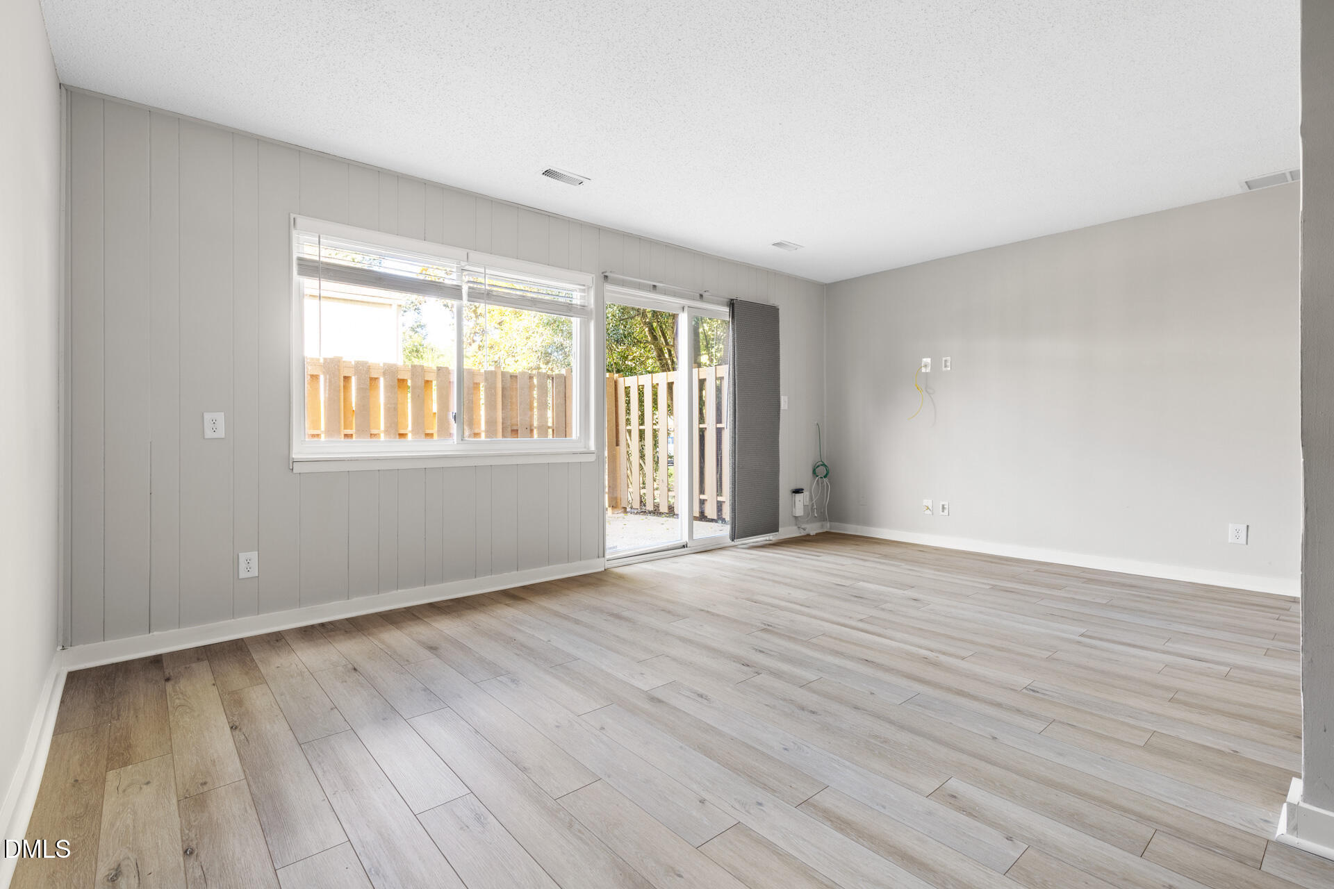 220 Elizabeth Street Apt G15 Property Photo 17